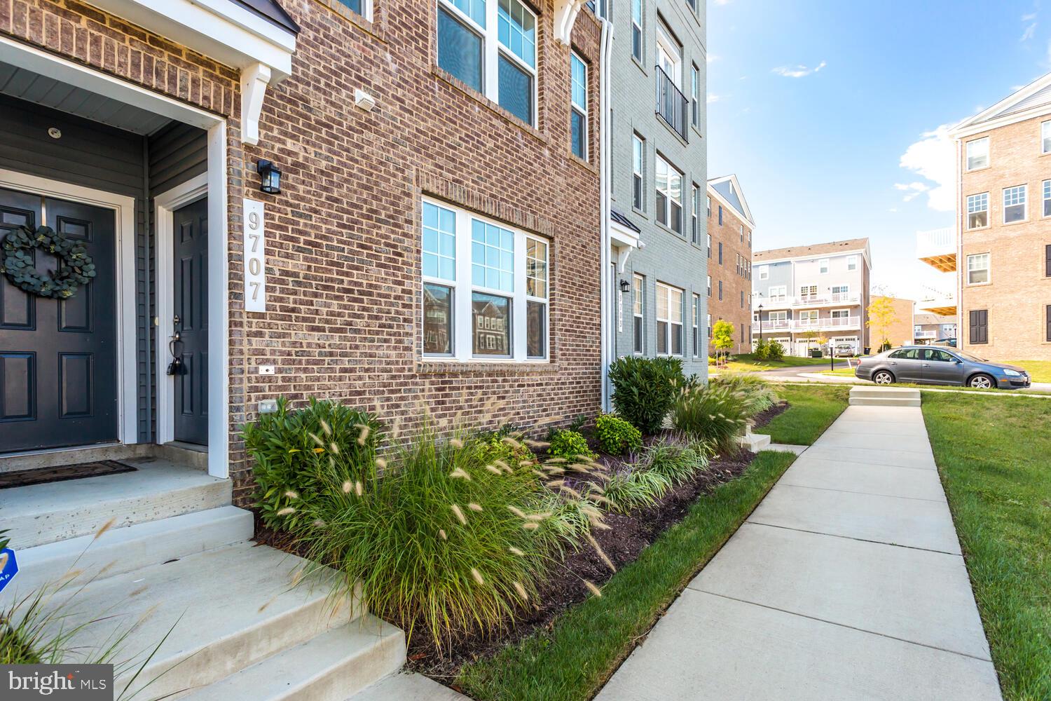 PARKSIDE AT WESTPHALIA - Residential