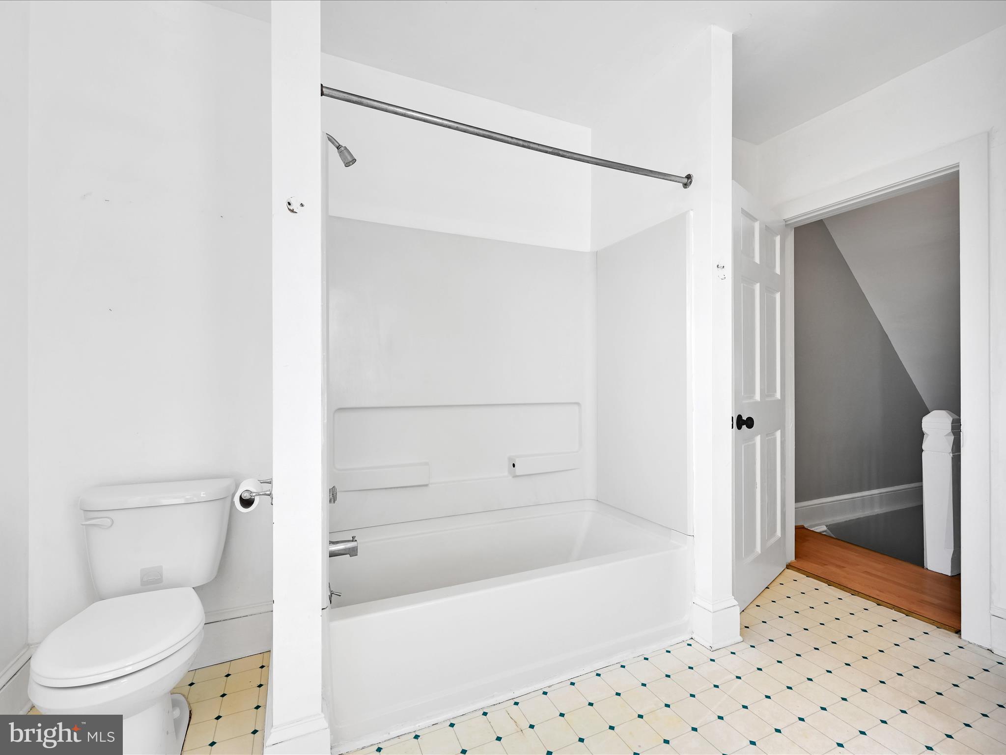 COLLEGE PARK - Residential