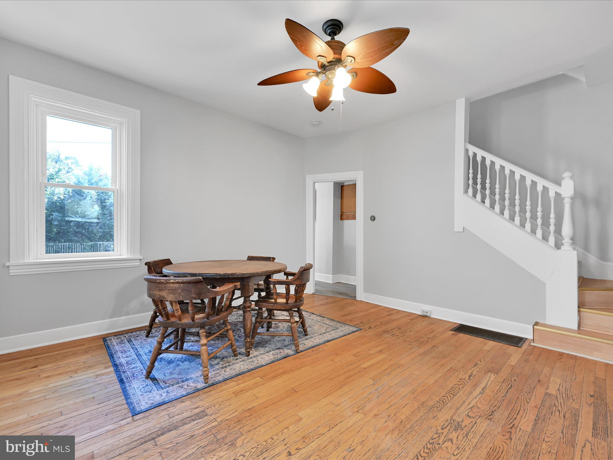 COLLEGE PARK - Residential