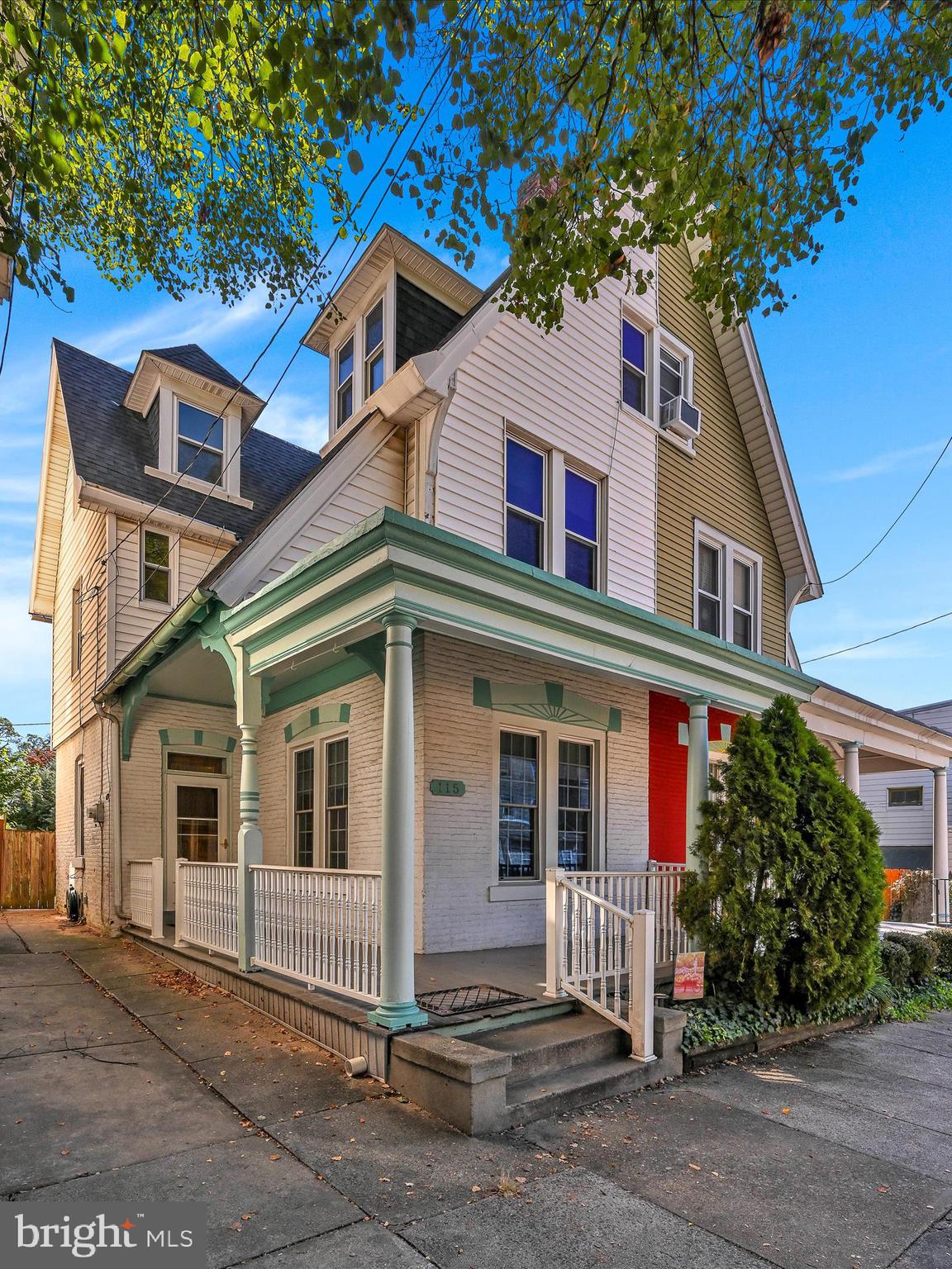 COLLEGE PARK - Residential