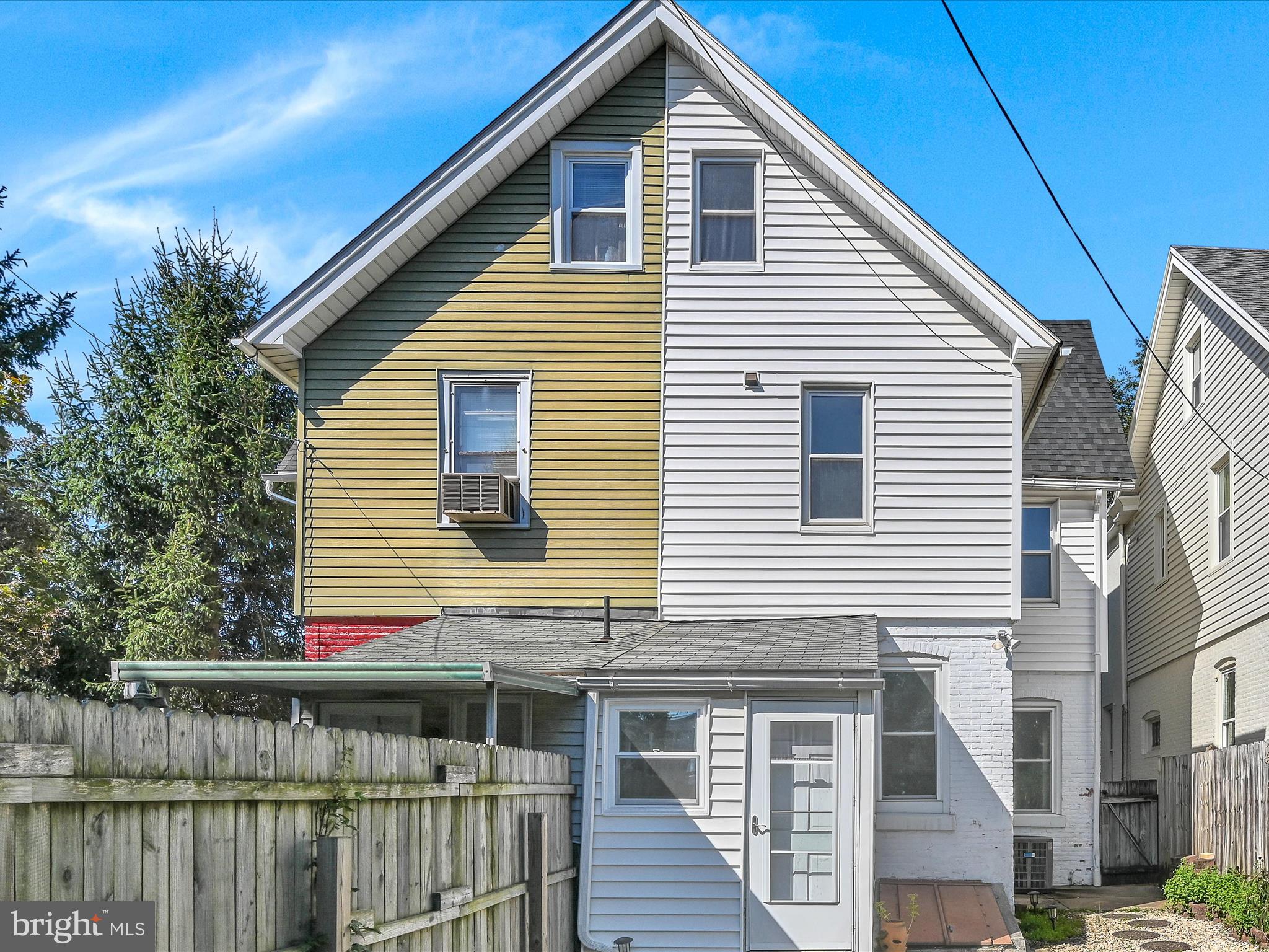 COLLEGE PARK - Residential