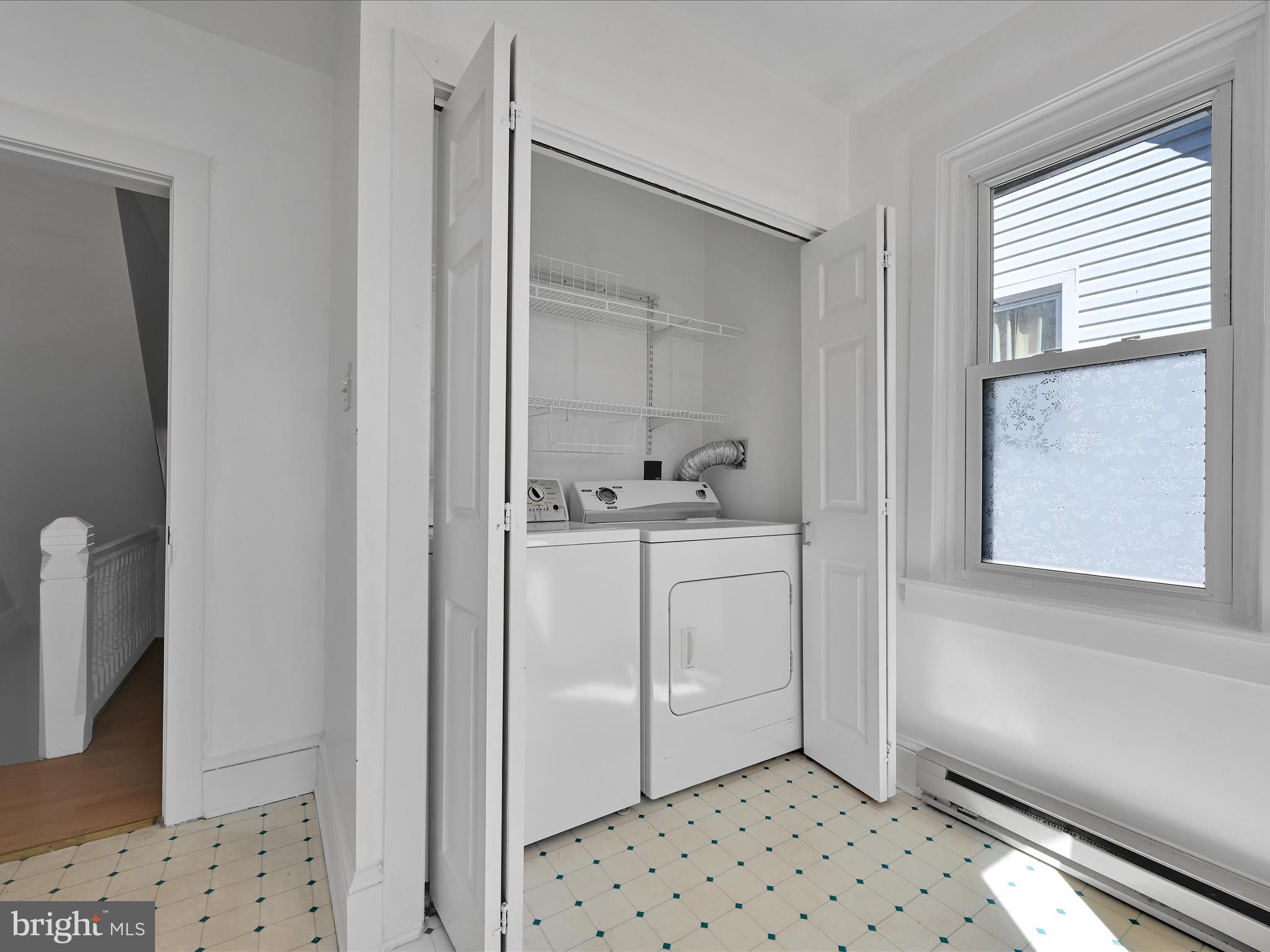 COLLEGE PARK - Residential