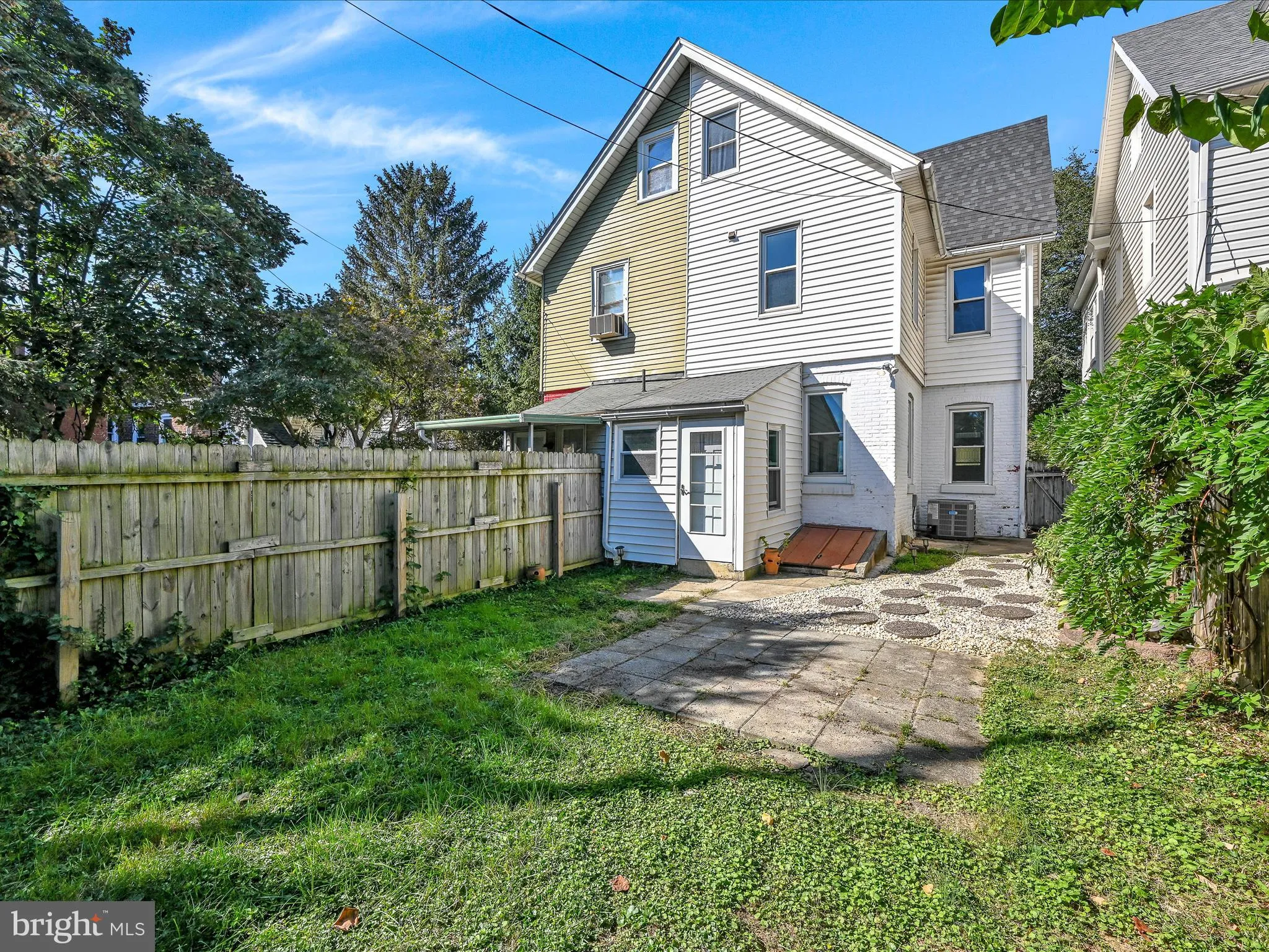 Lancaster, Pennsylvania 17603, United States, 4 Bedrooms Bedrooms, ,2 BathroomsBathrooms,Residential,Coming Soon,223572