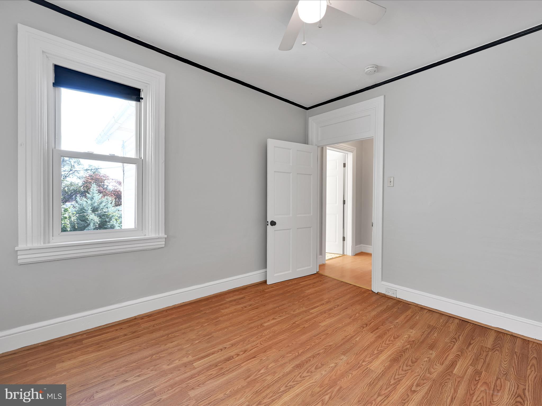 COLLEGE PARK - Residential