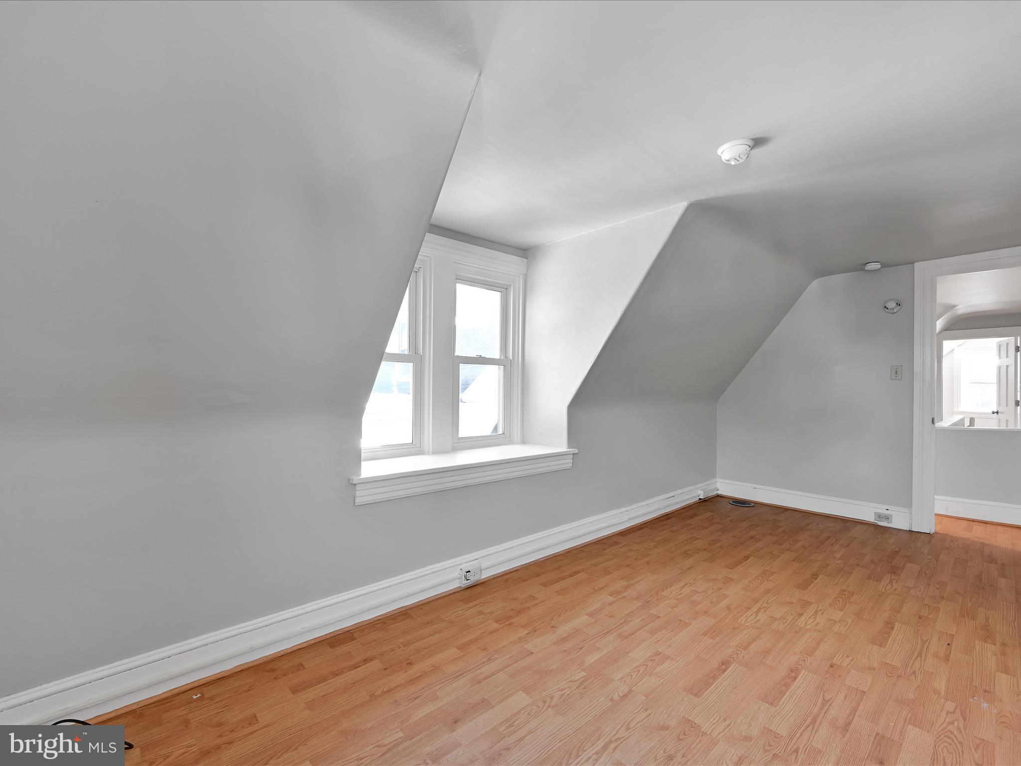 COLLEGE PARK - Residential