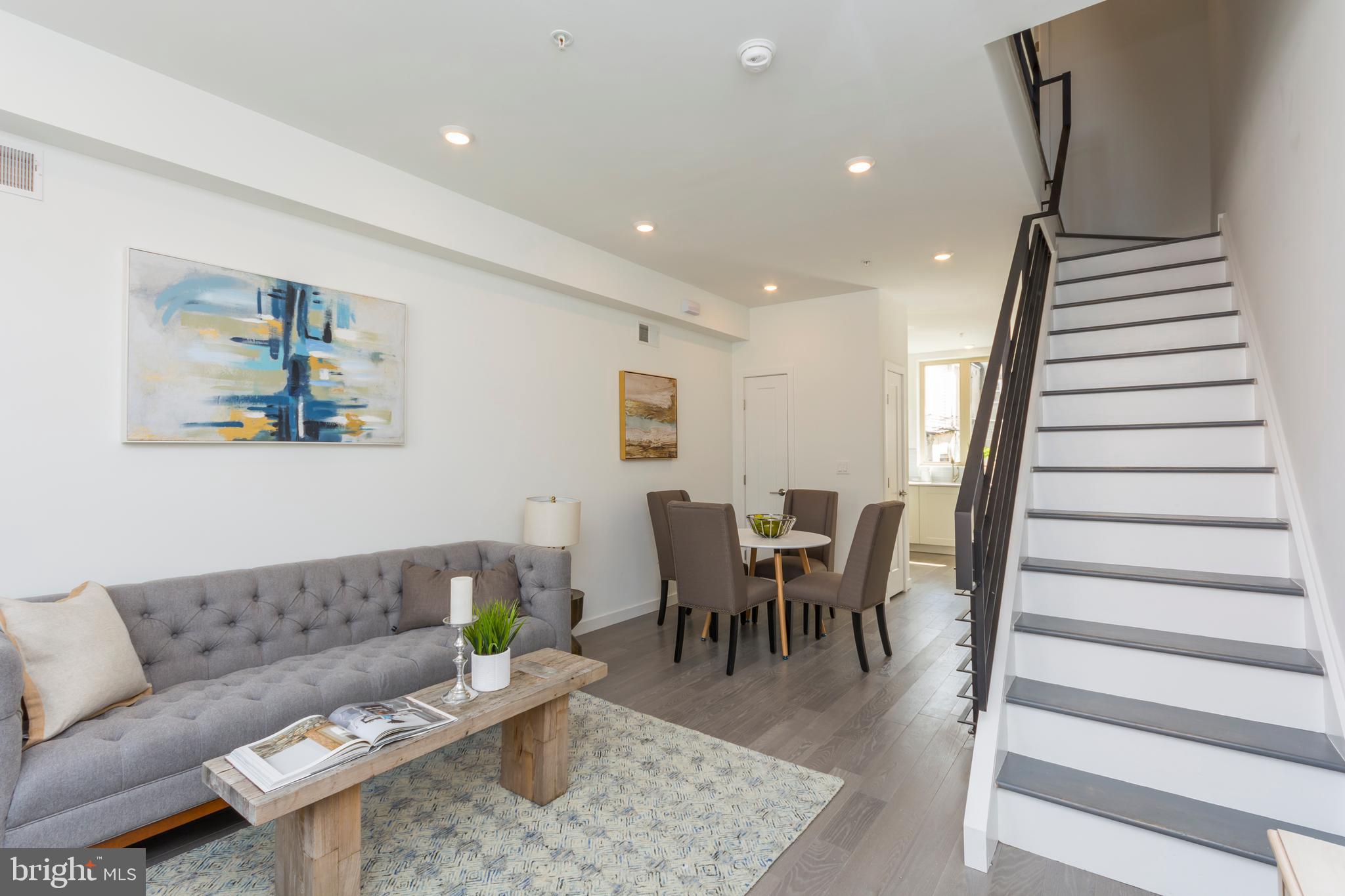 PASSYUNK SQUARE - Residential