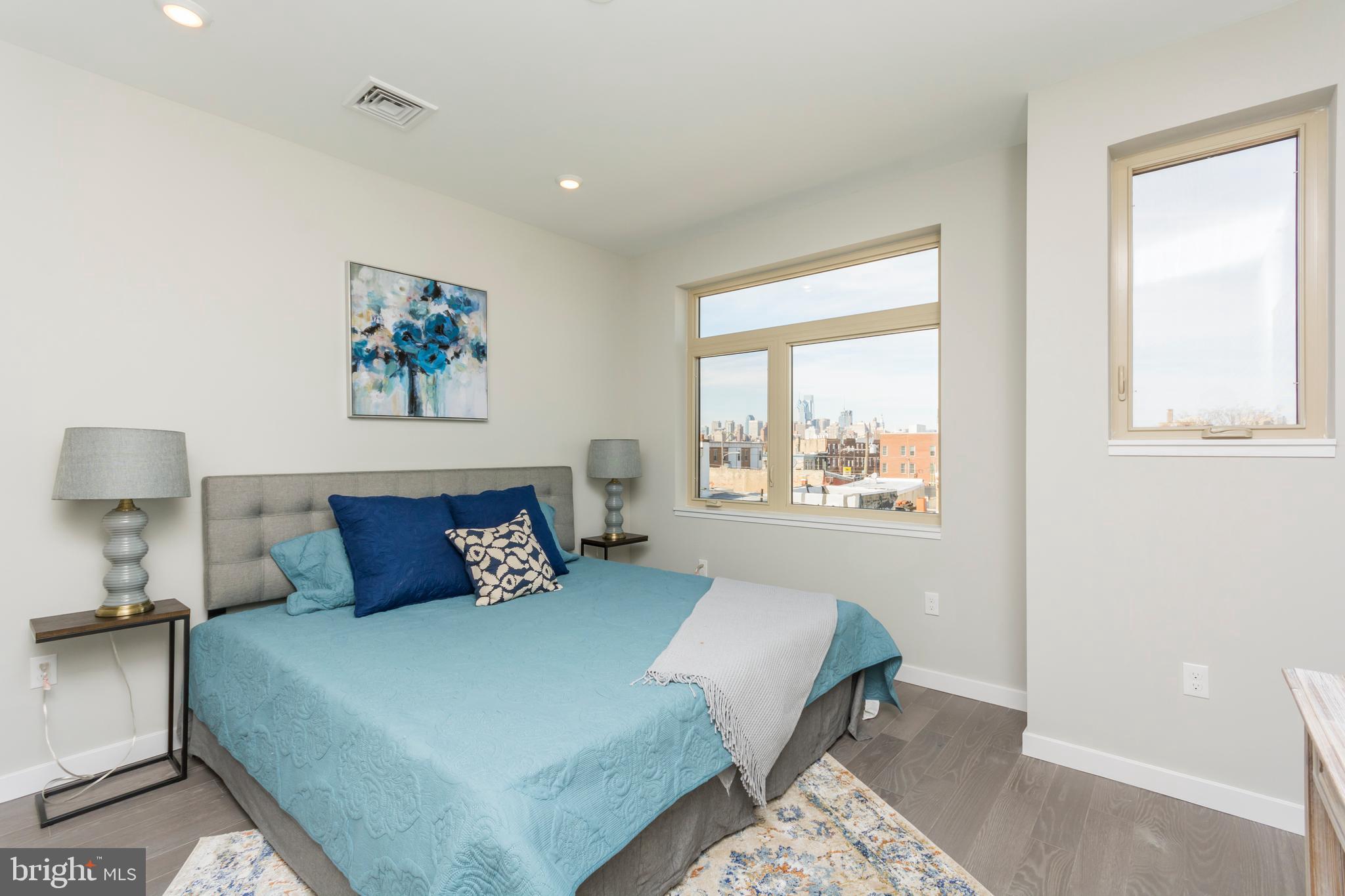 PASSYUNK SQUARE - Residential