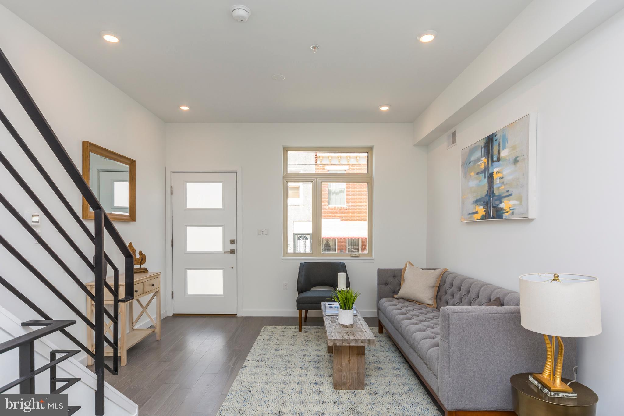 PASSYUNK SQUARE - Residential