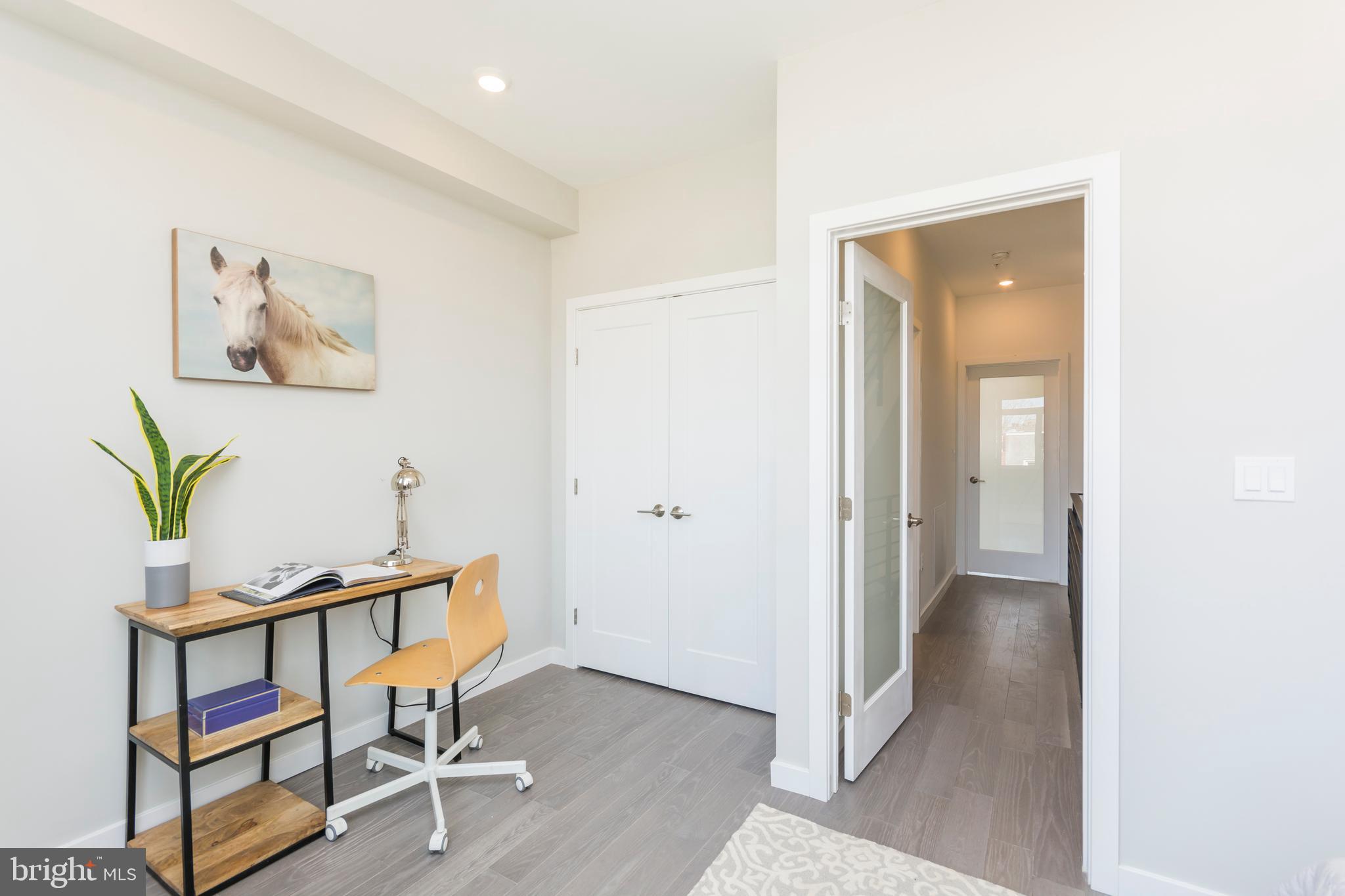 PASSYUNK SQUARE - Residential