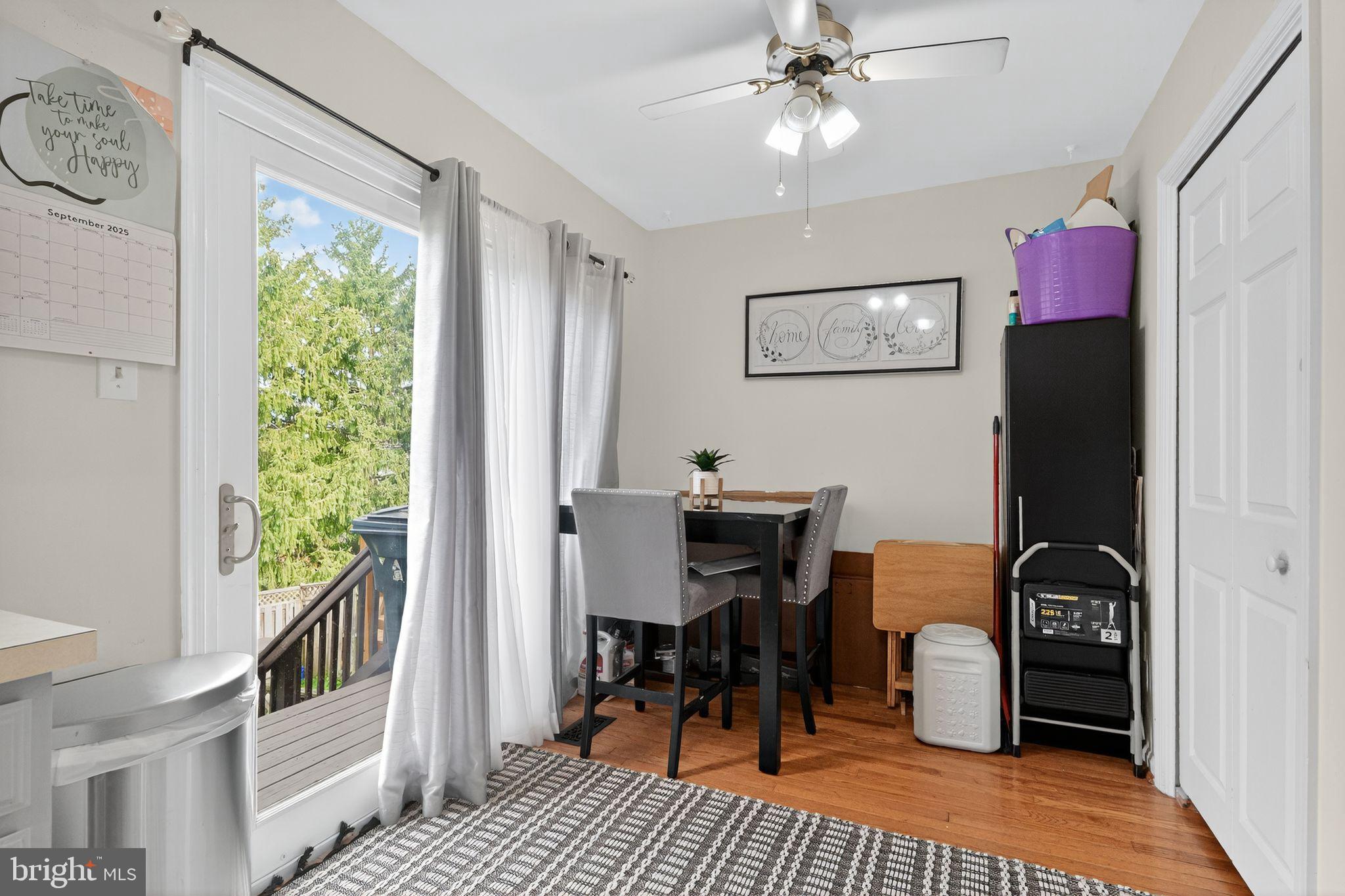 2421 DUNMORE COURT
