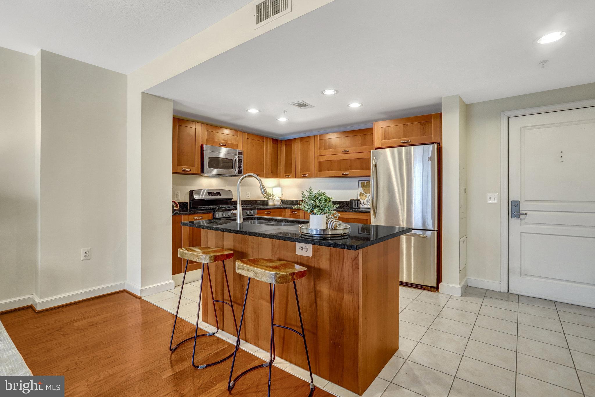 2451 MIDTOWN AVENUE 1217