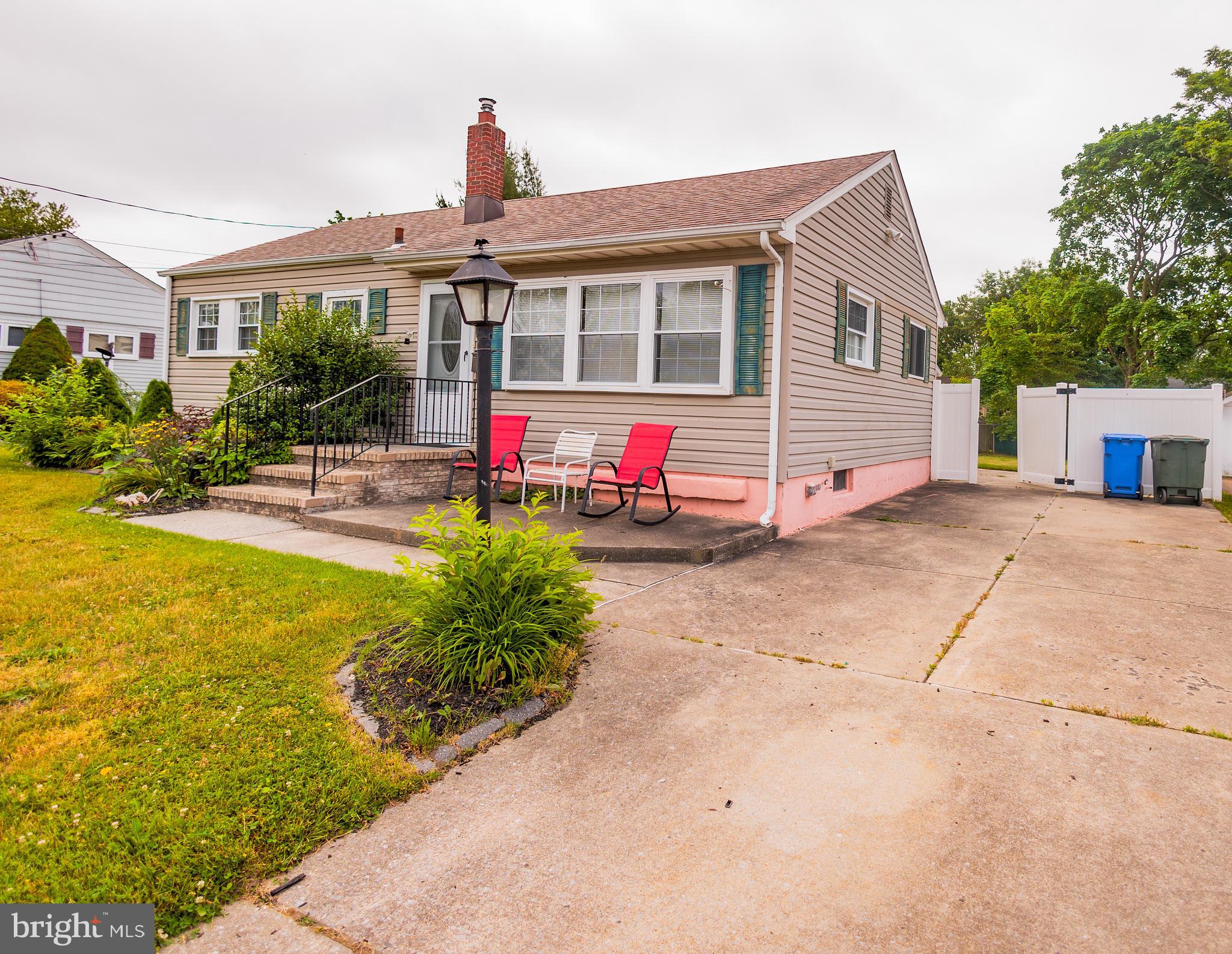 222 MACCLELLAND AVENUE