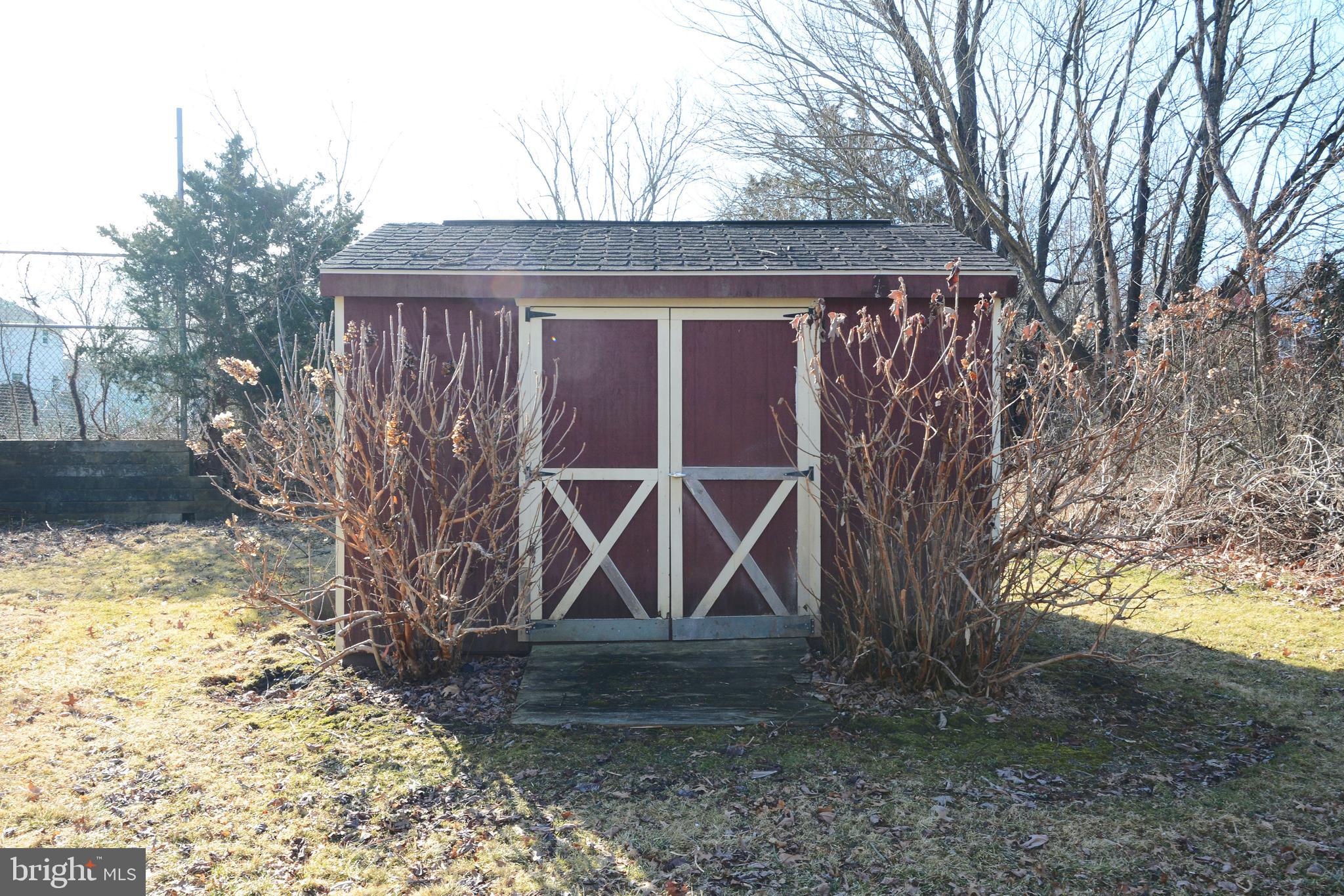 HIDDEN VALLEY - Residential