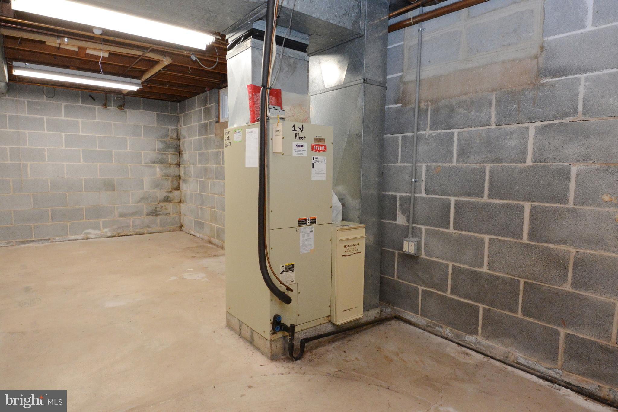 HIDDEN VALLEY - Residential