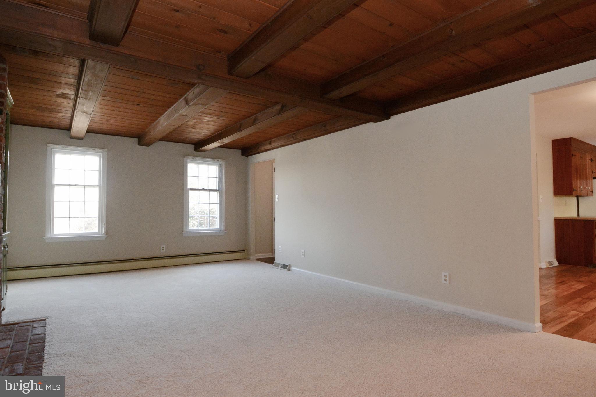 HIDDEN VALLEY - Residential