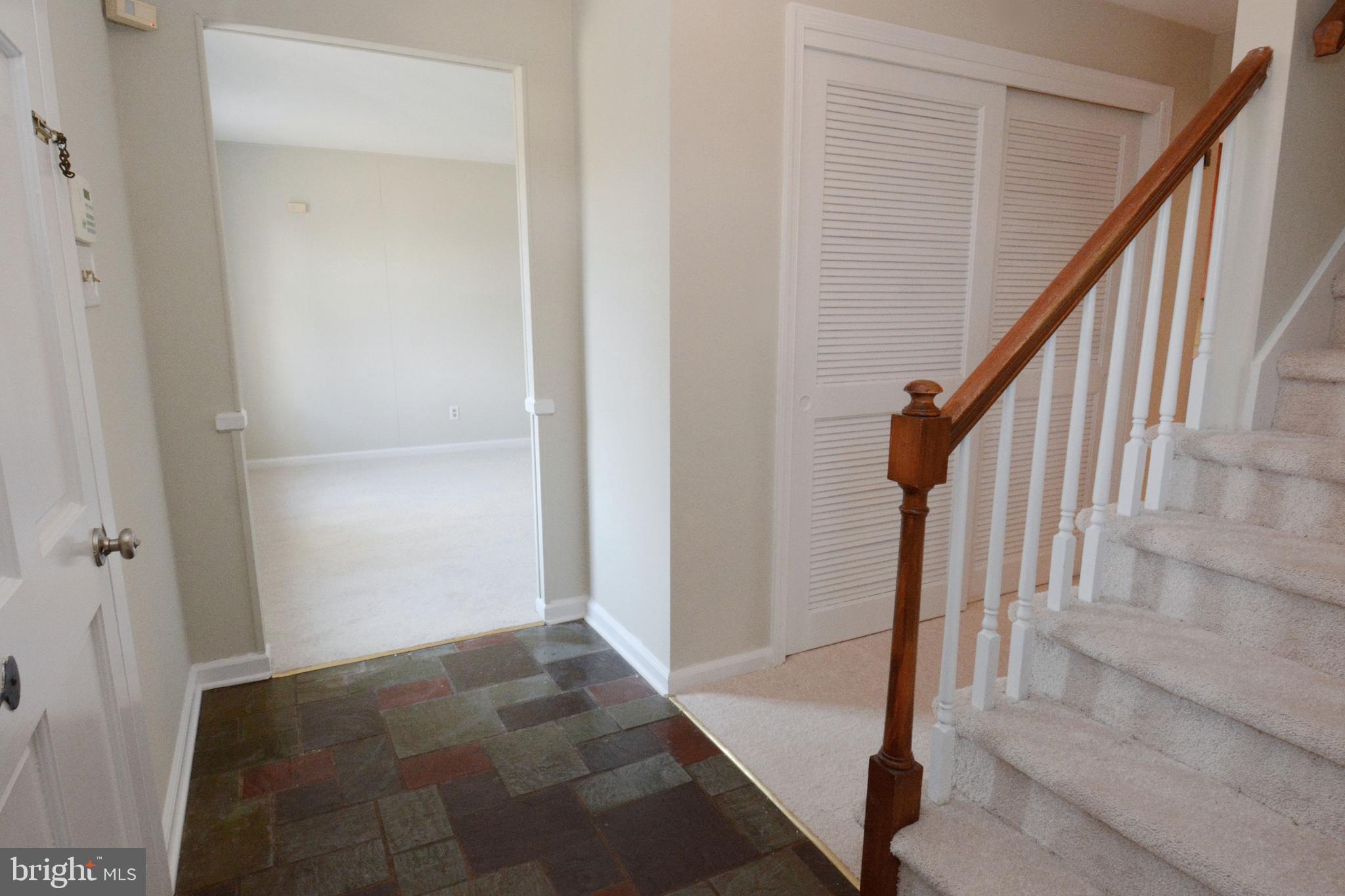 HIDDEN VALLEY - Residential