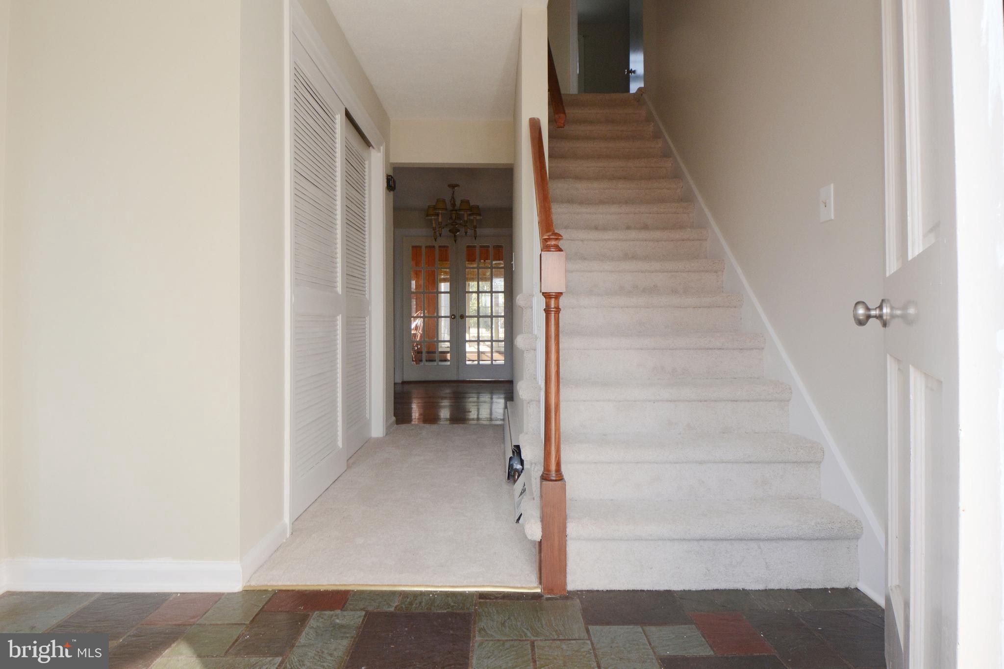 HIDDEN VALLEY - Residential