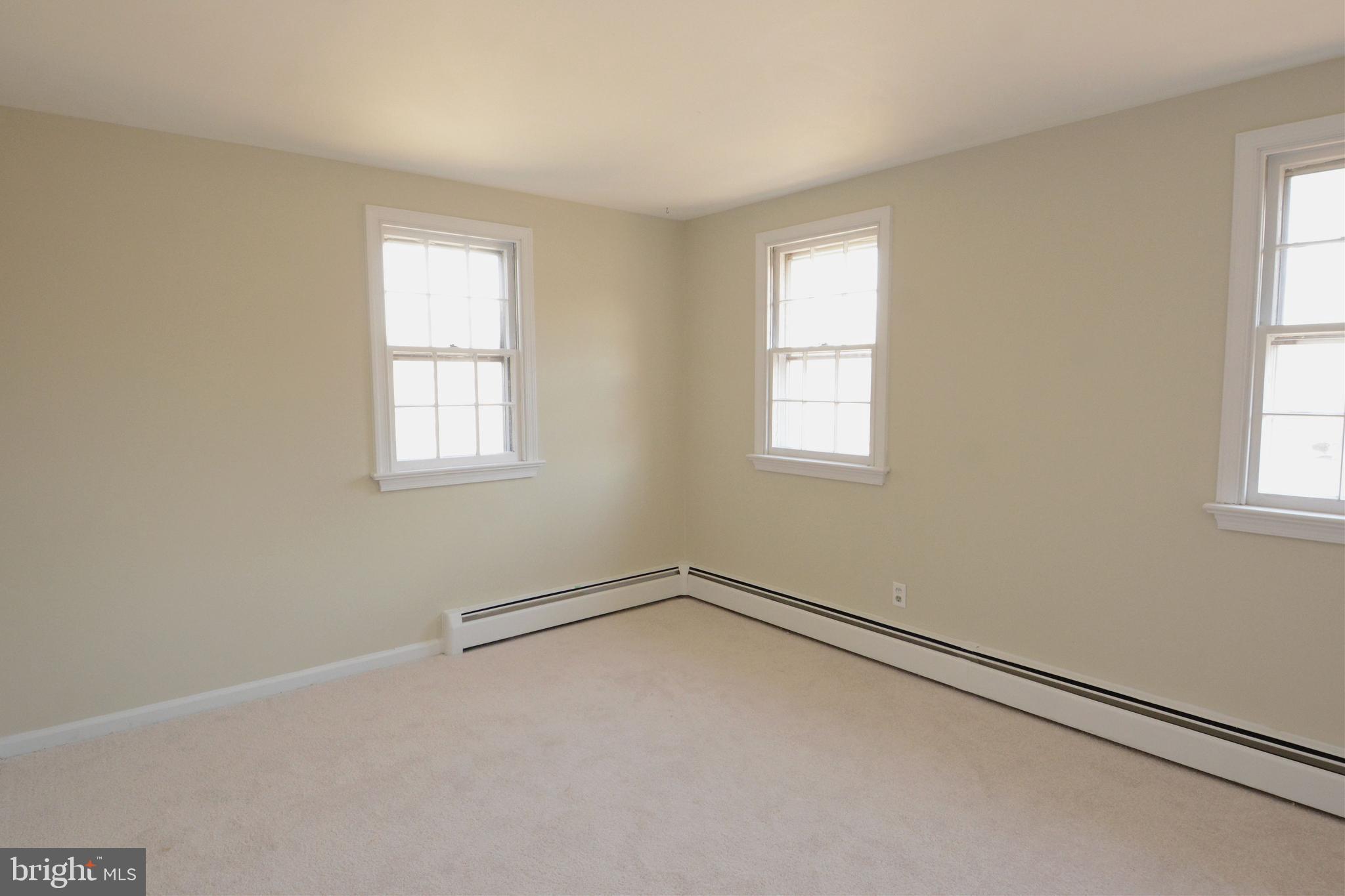 HIDDEN VALLEY - Residential