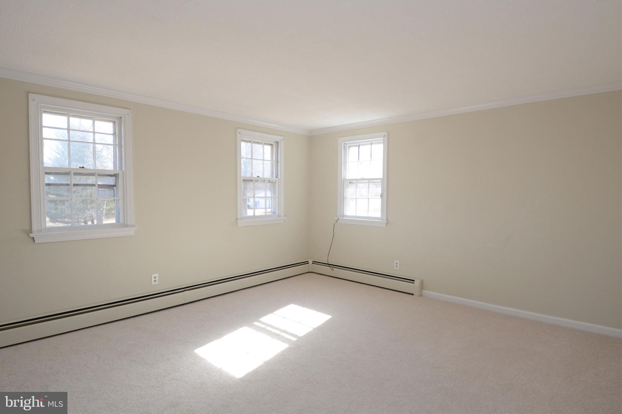 HIDDEN VALLEY - Residential