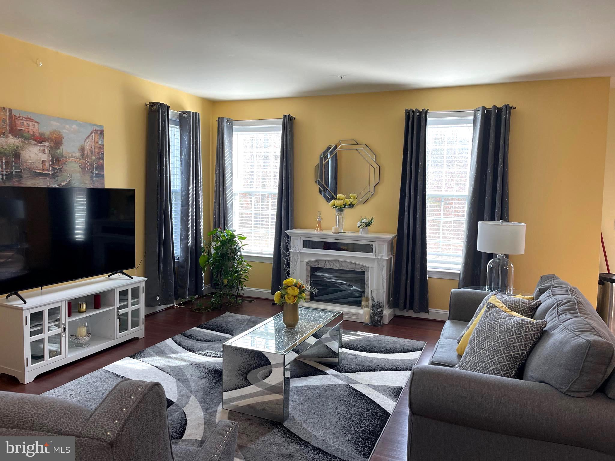 MARSHALL GROVE ESTATES - Residential