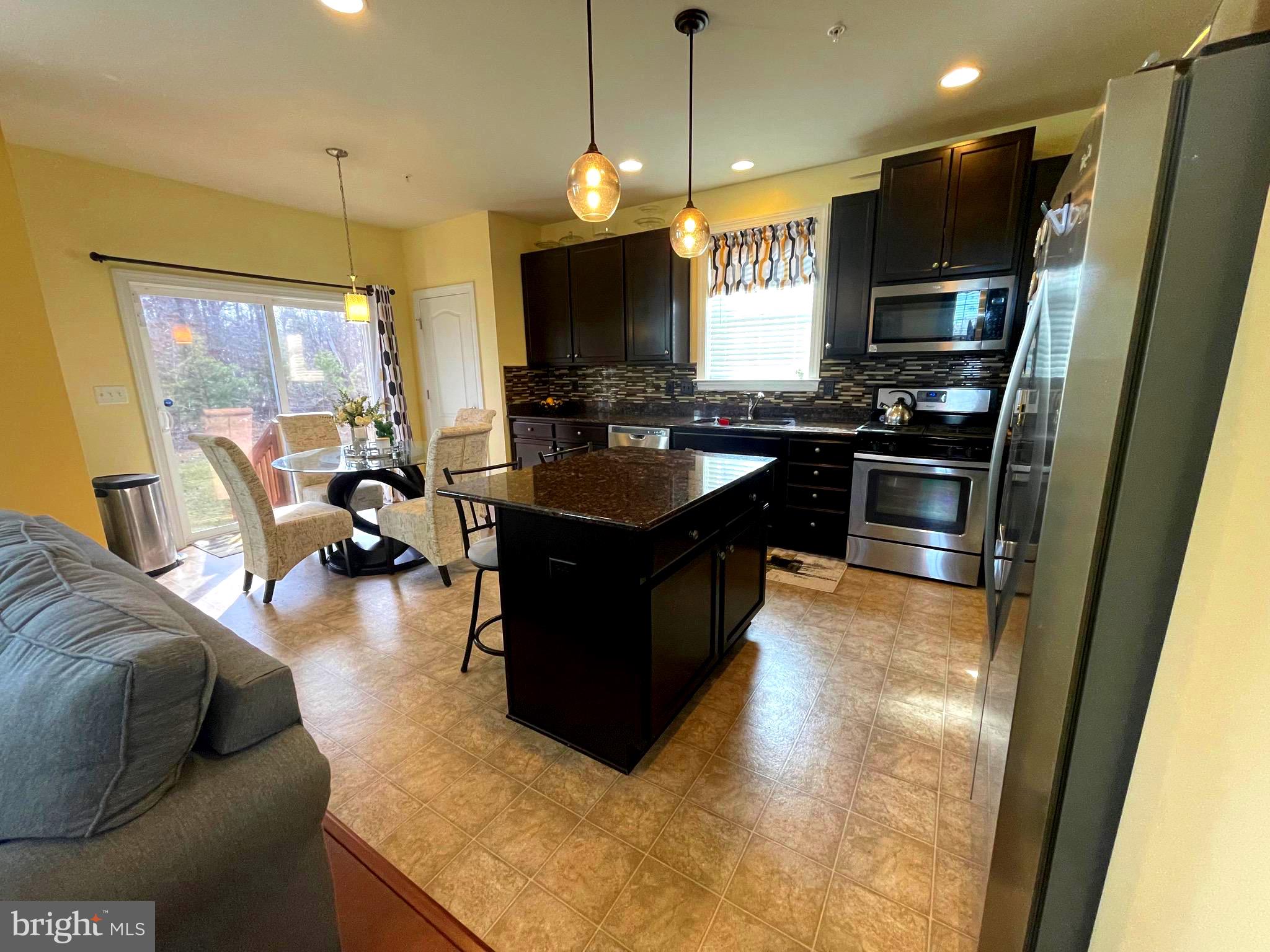 MARSHALL GROVE ESTATES - Residential