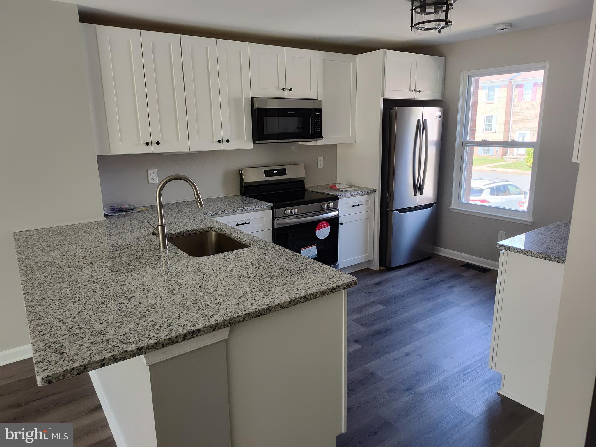 WEST SHORE - Residential