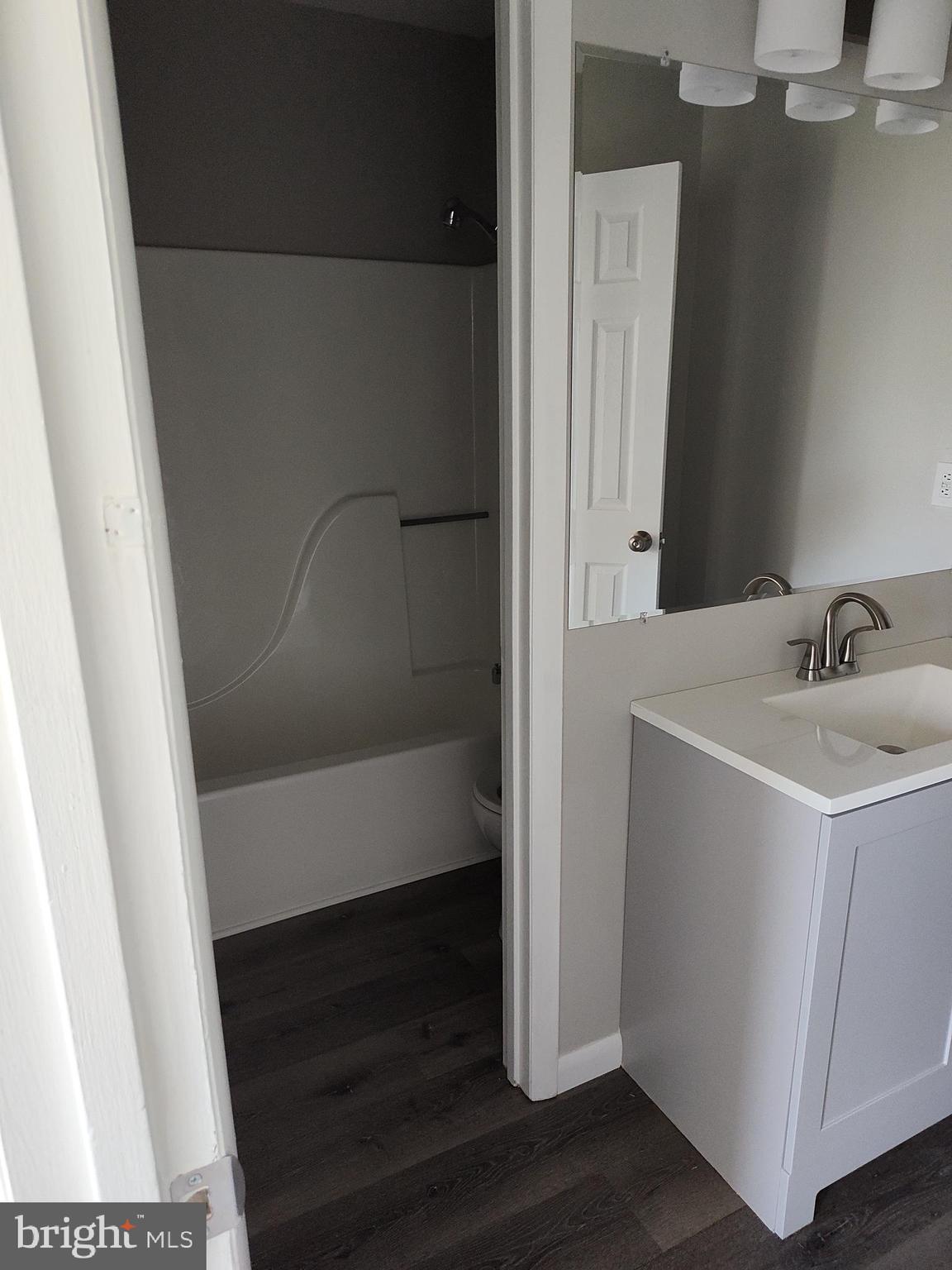 WEST SHORE - Residential