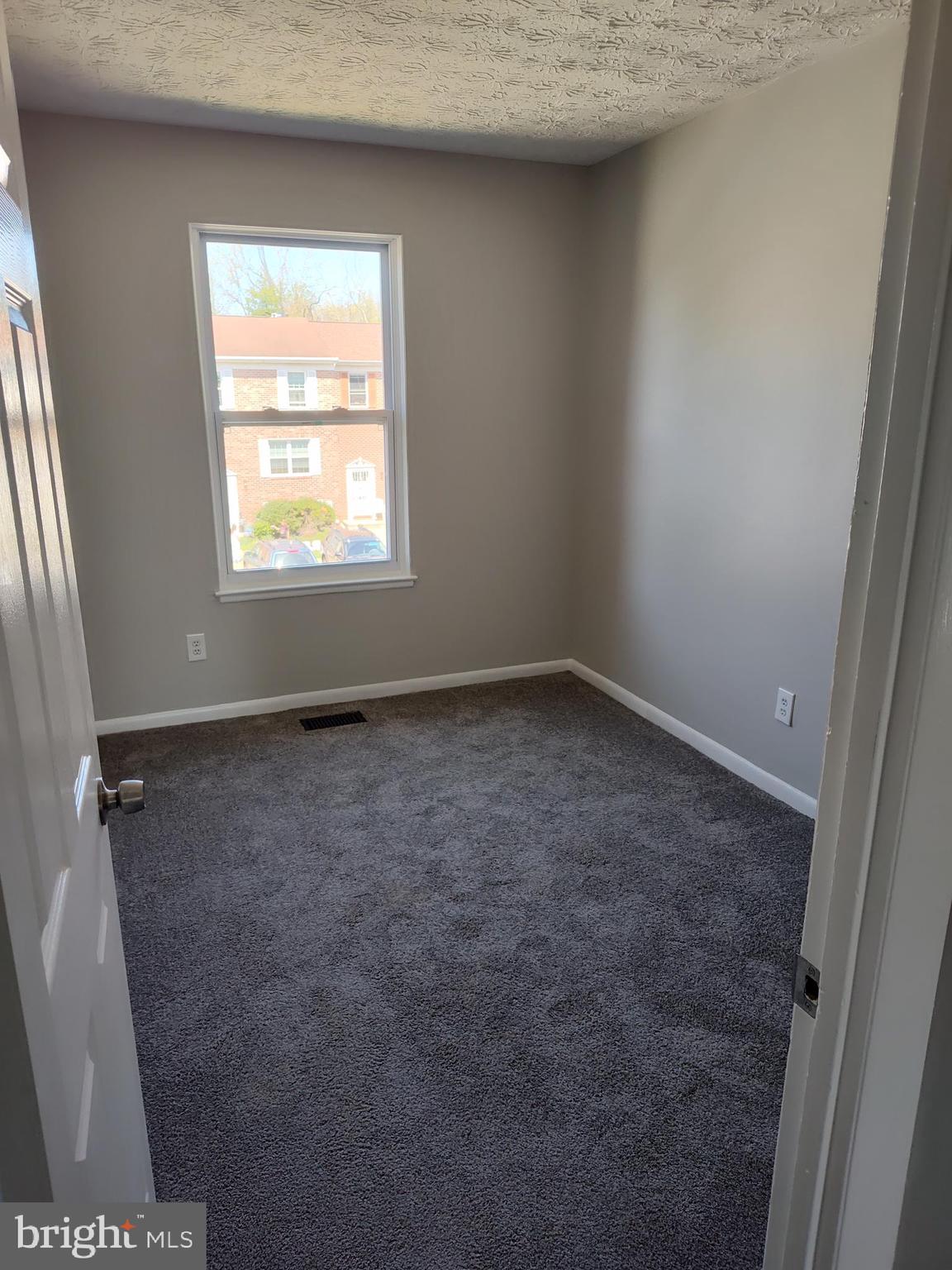 WEST SHORE - Residential