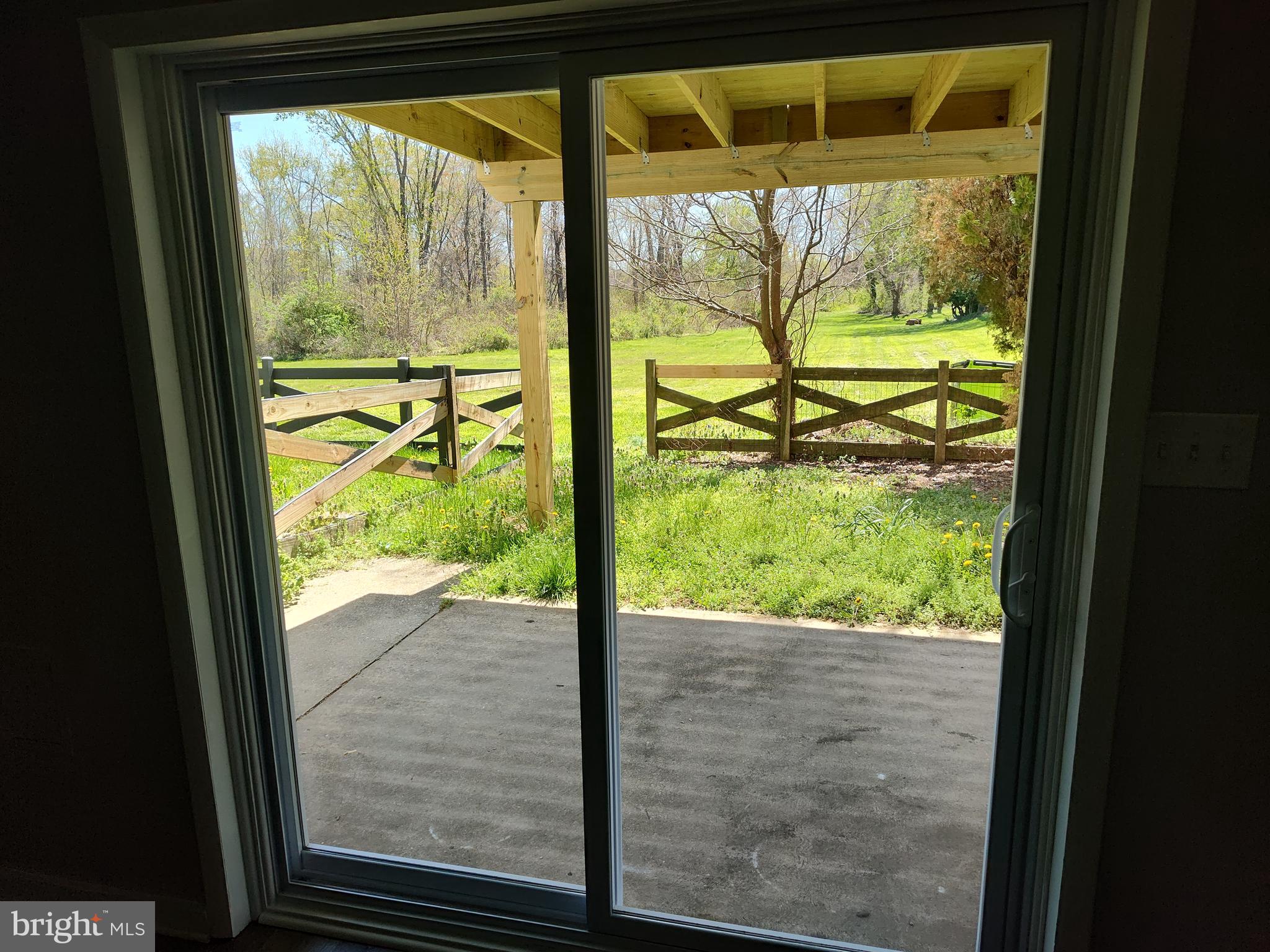 WEST SHORE - Residential