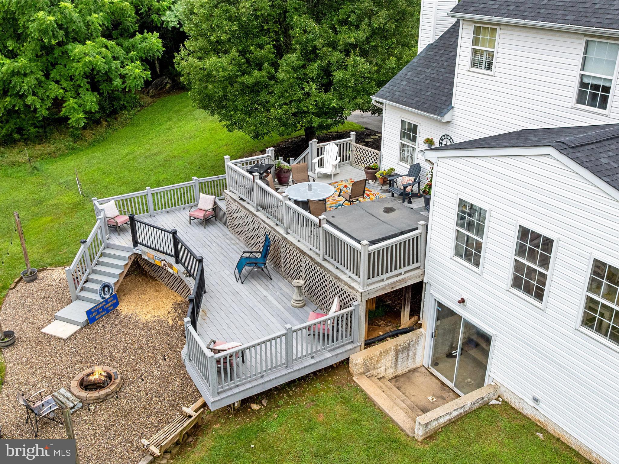 HIGHPOINTE - Residential