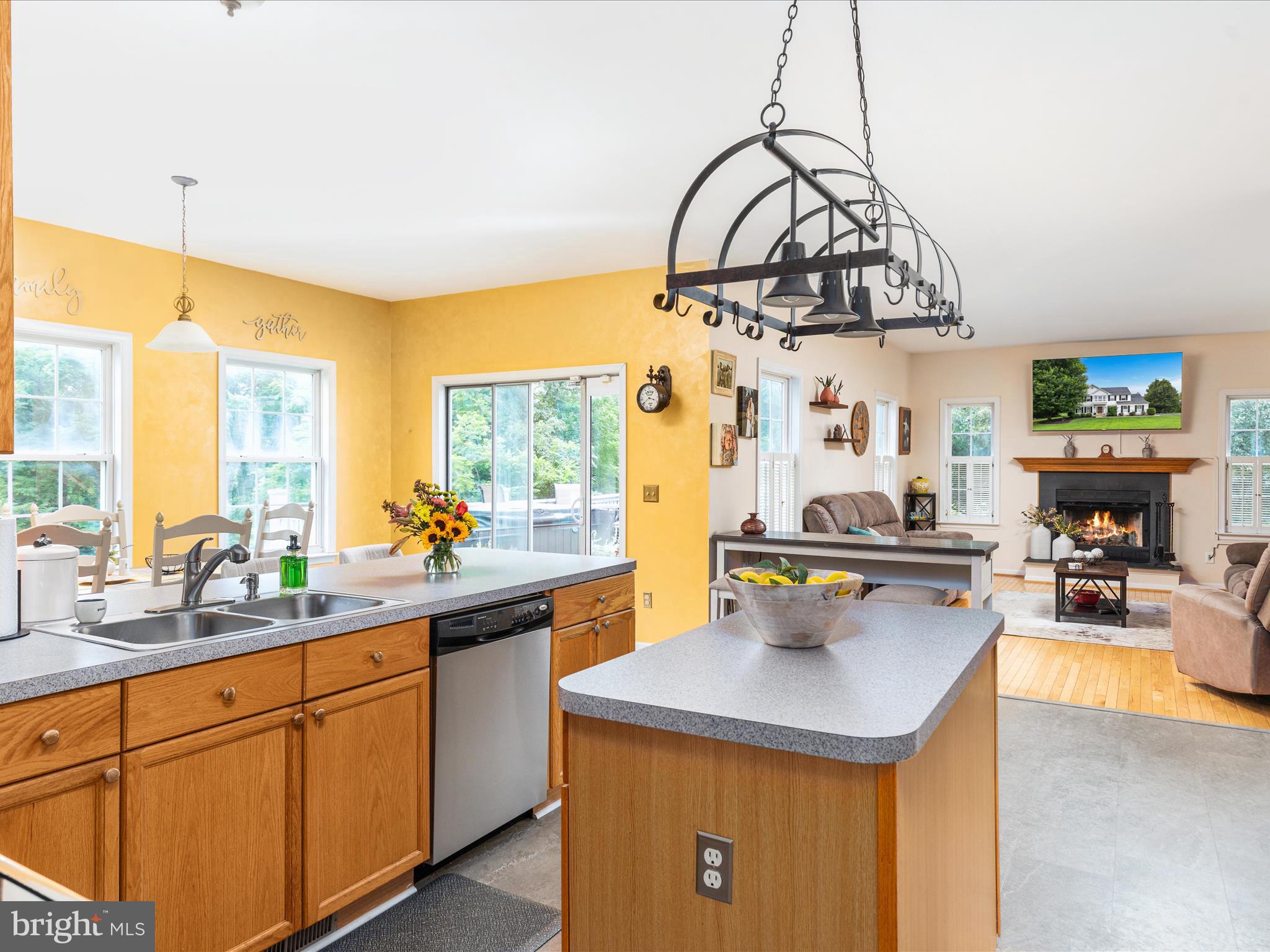 HIGHPOINTE - Residential