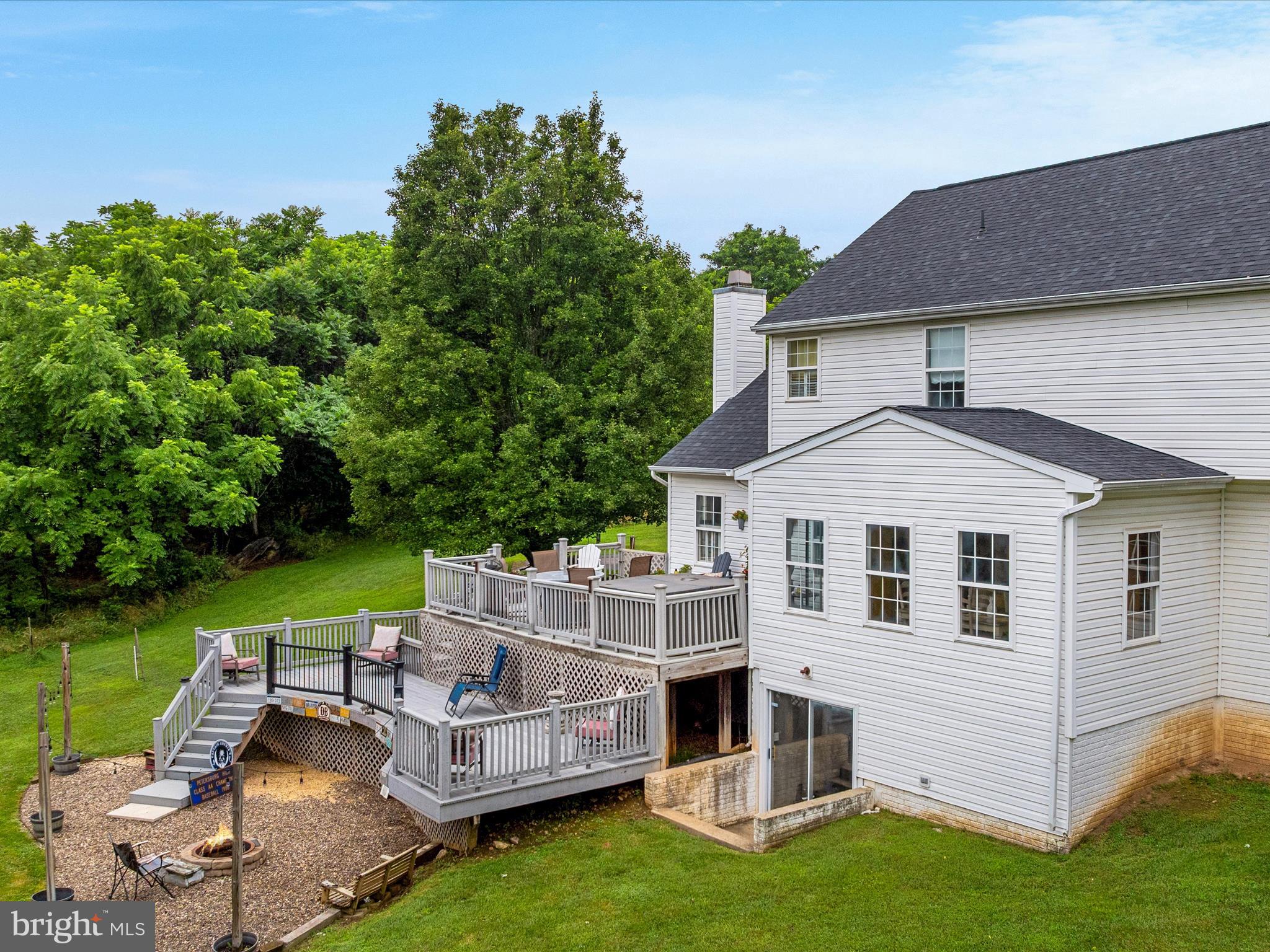 HIGHPOINTE - Residential