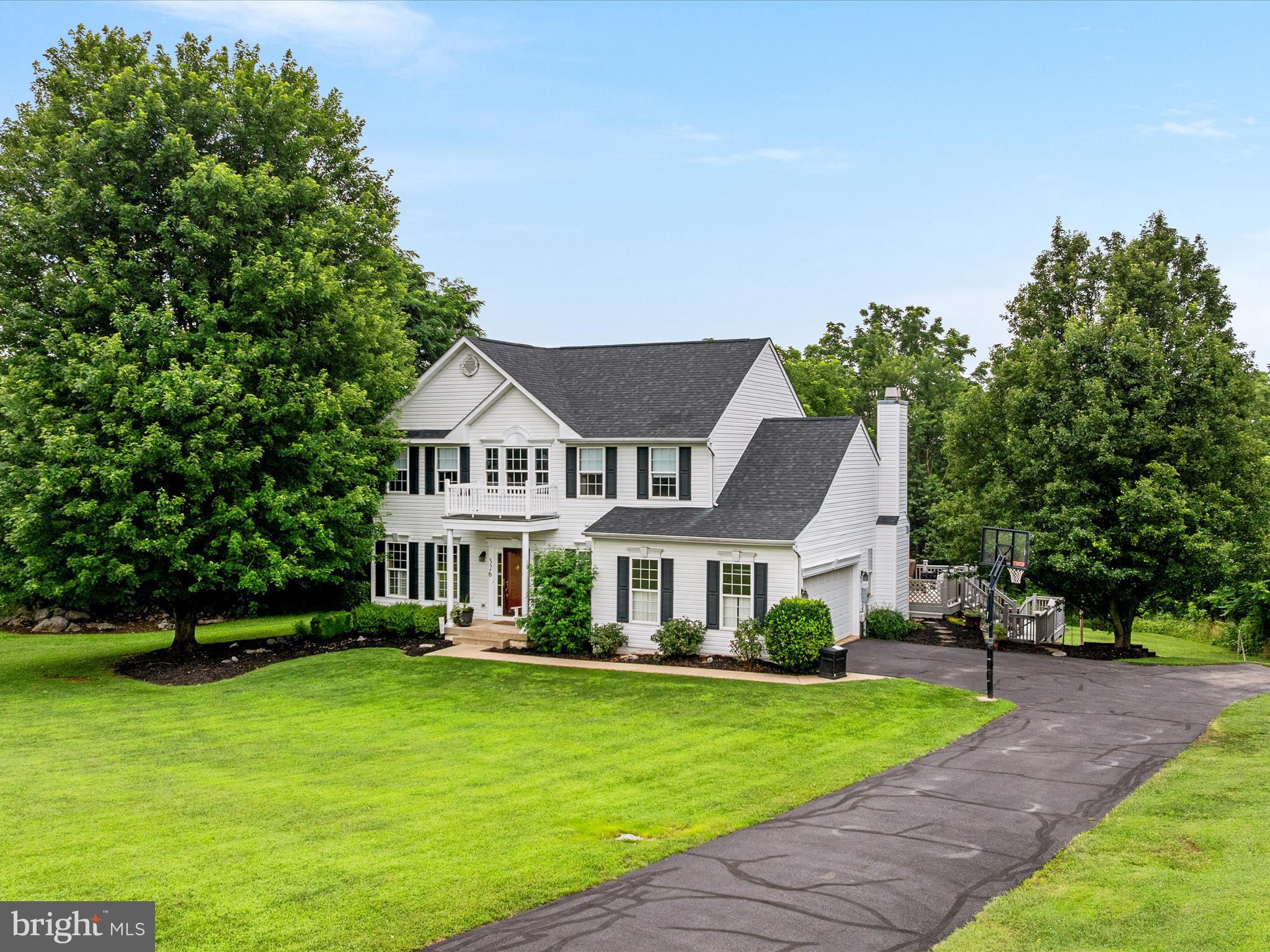 HIGHPOINTE - Residential