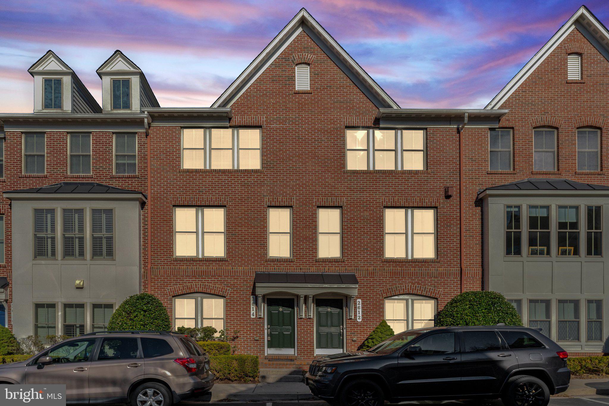 SHIRLINGTON CREST - Residential