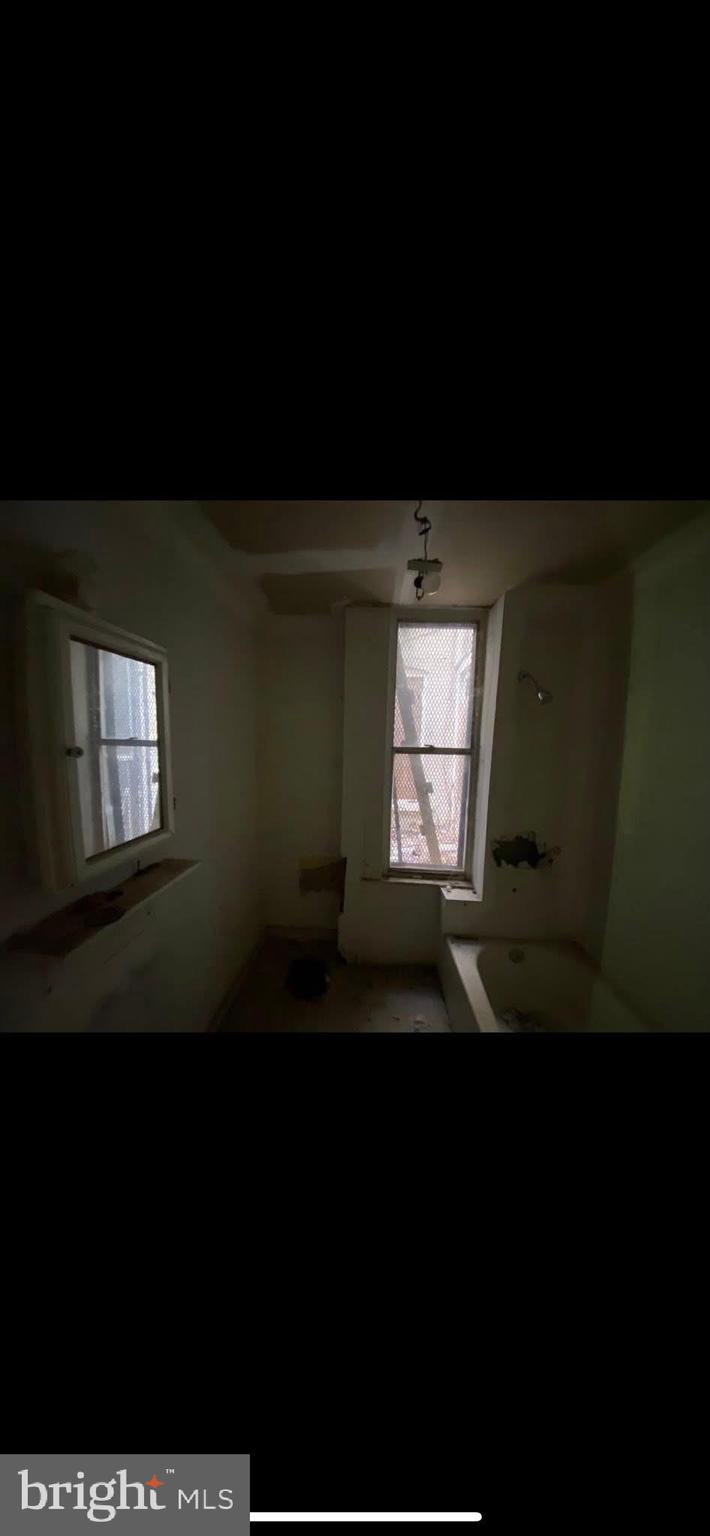 WEST BALTIMORE - Residential