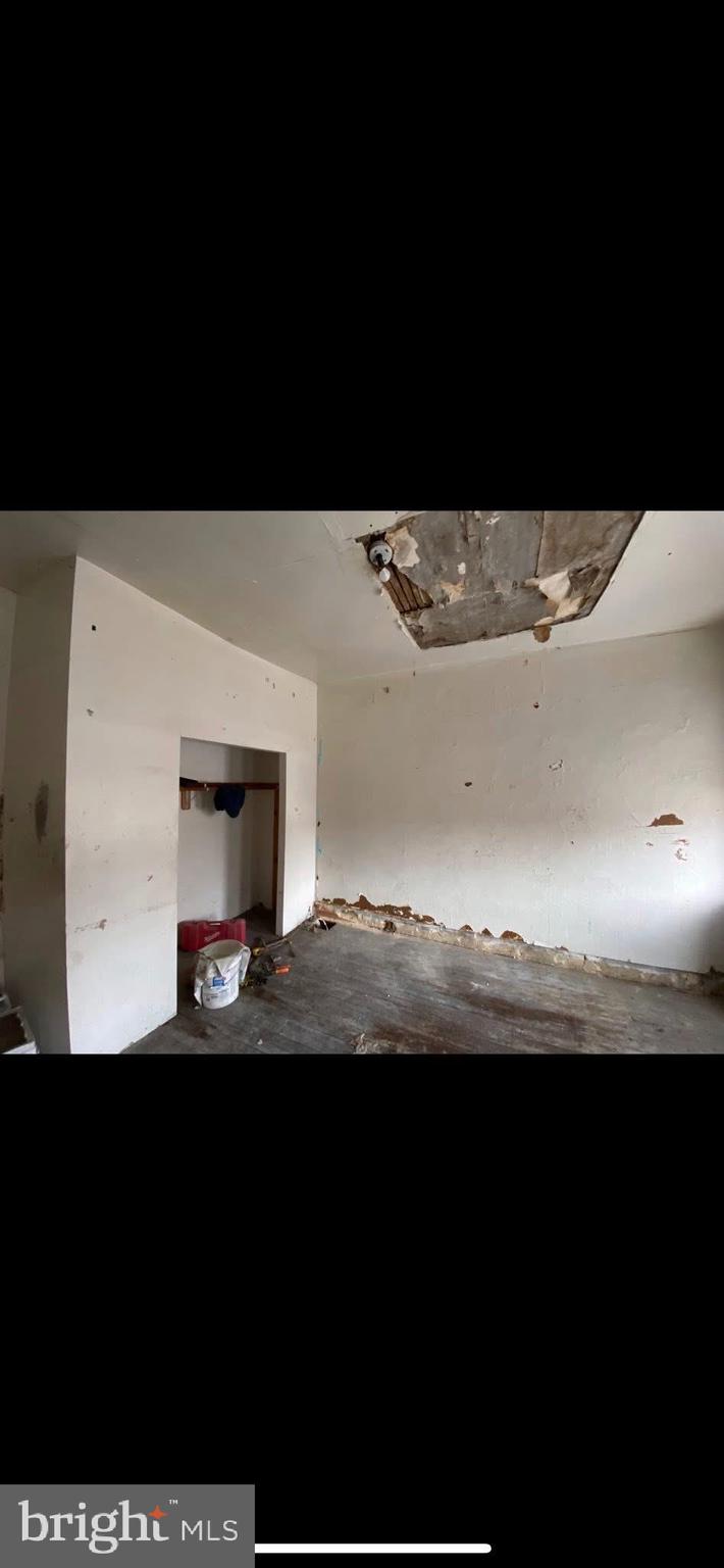 WEST BALTIMORE - Residential