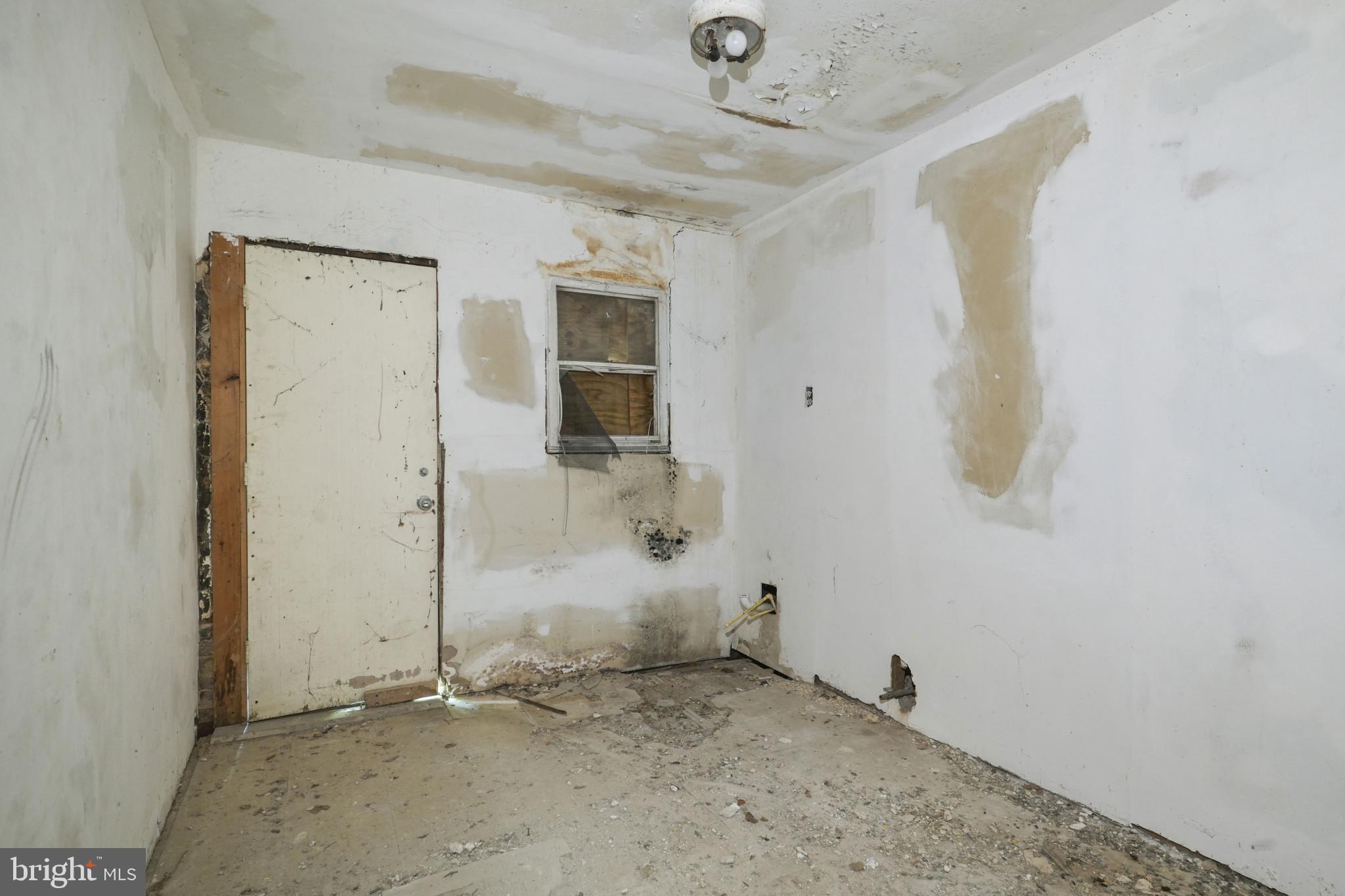 WEST BALTIMORE - Residential