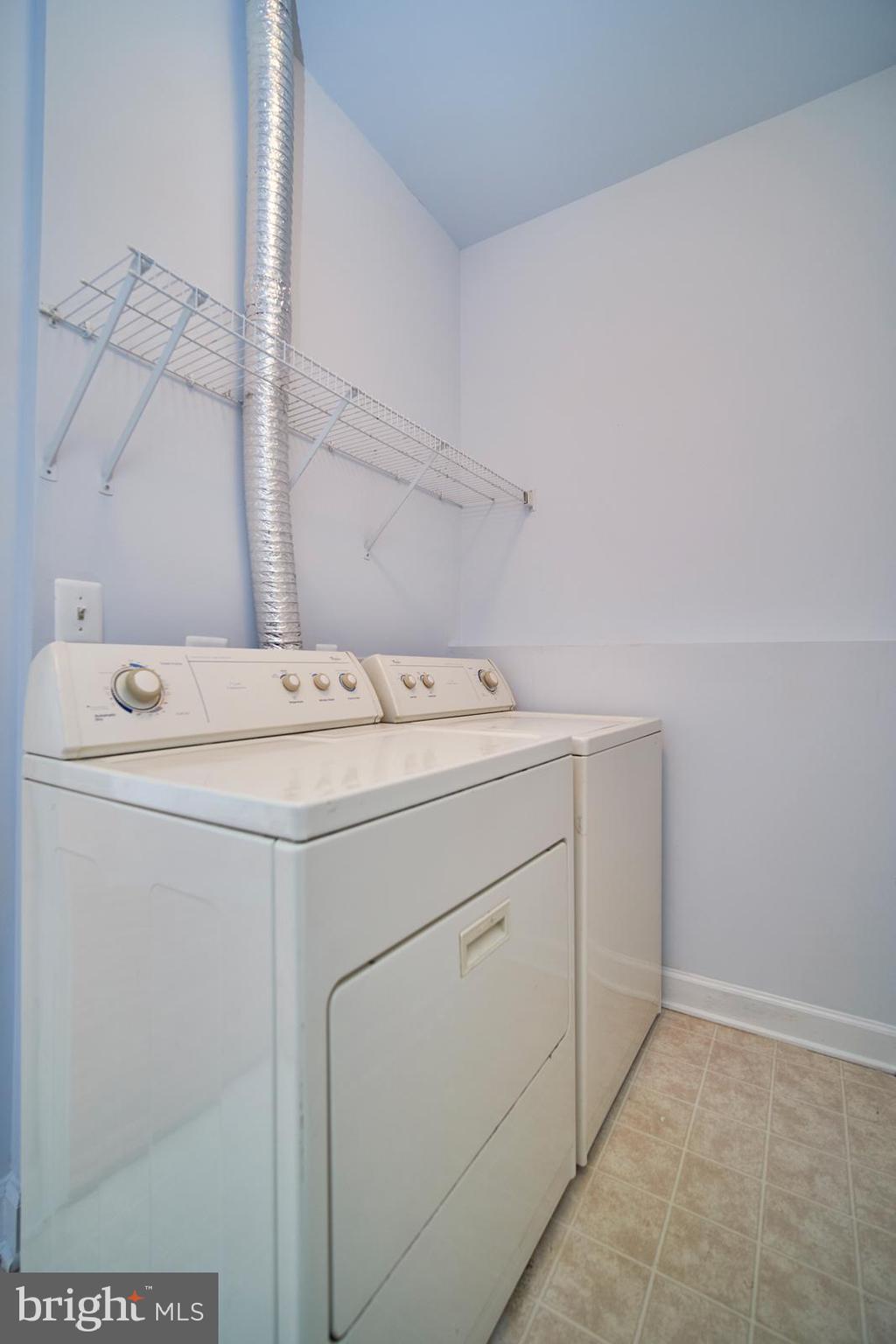 LANSDOWNE ON THE POTOMAC - Residential Lease