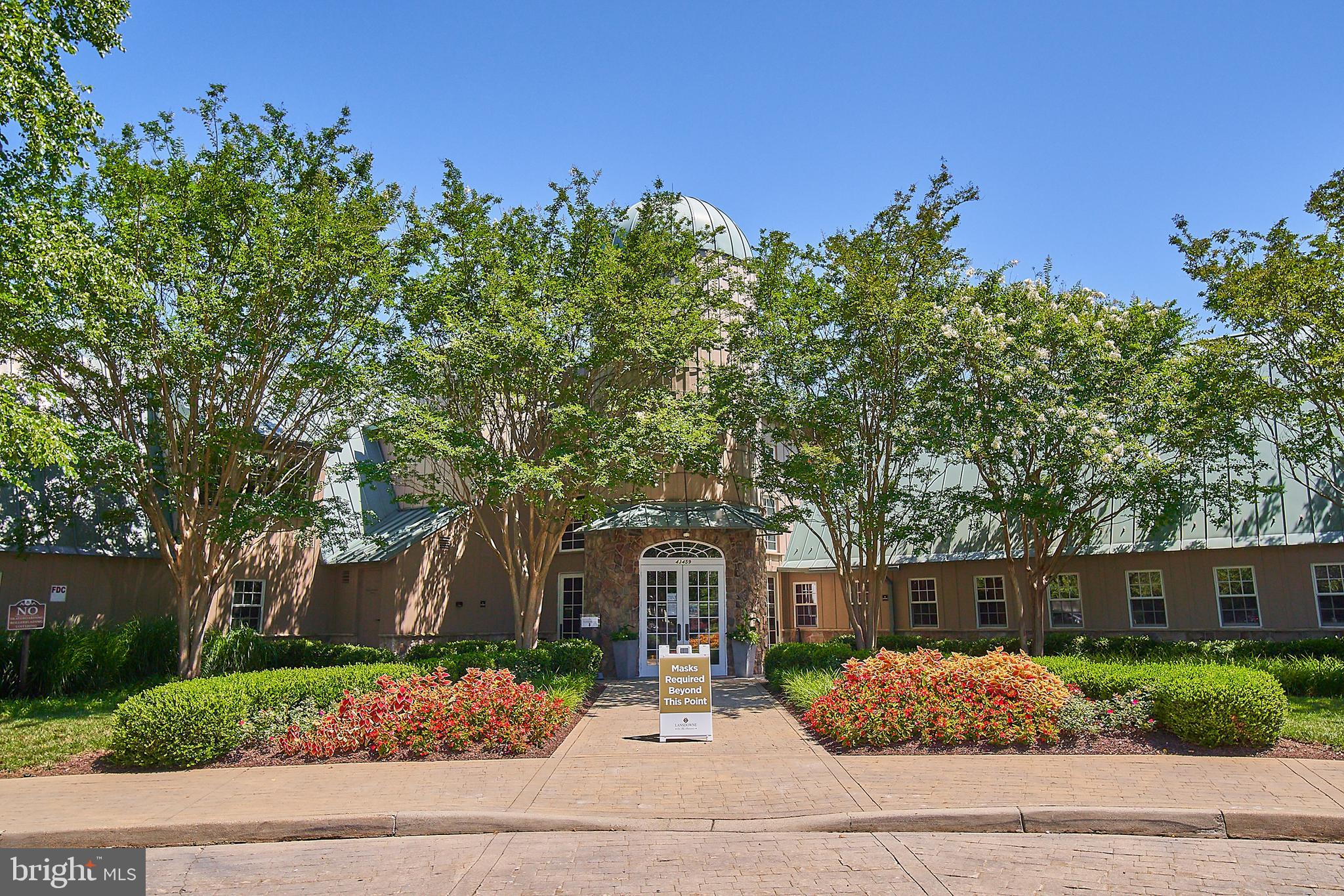 LANSDOWNE ON THE POTOMAC - Residential Lease