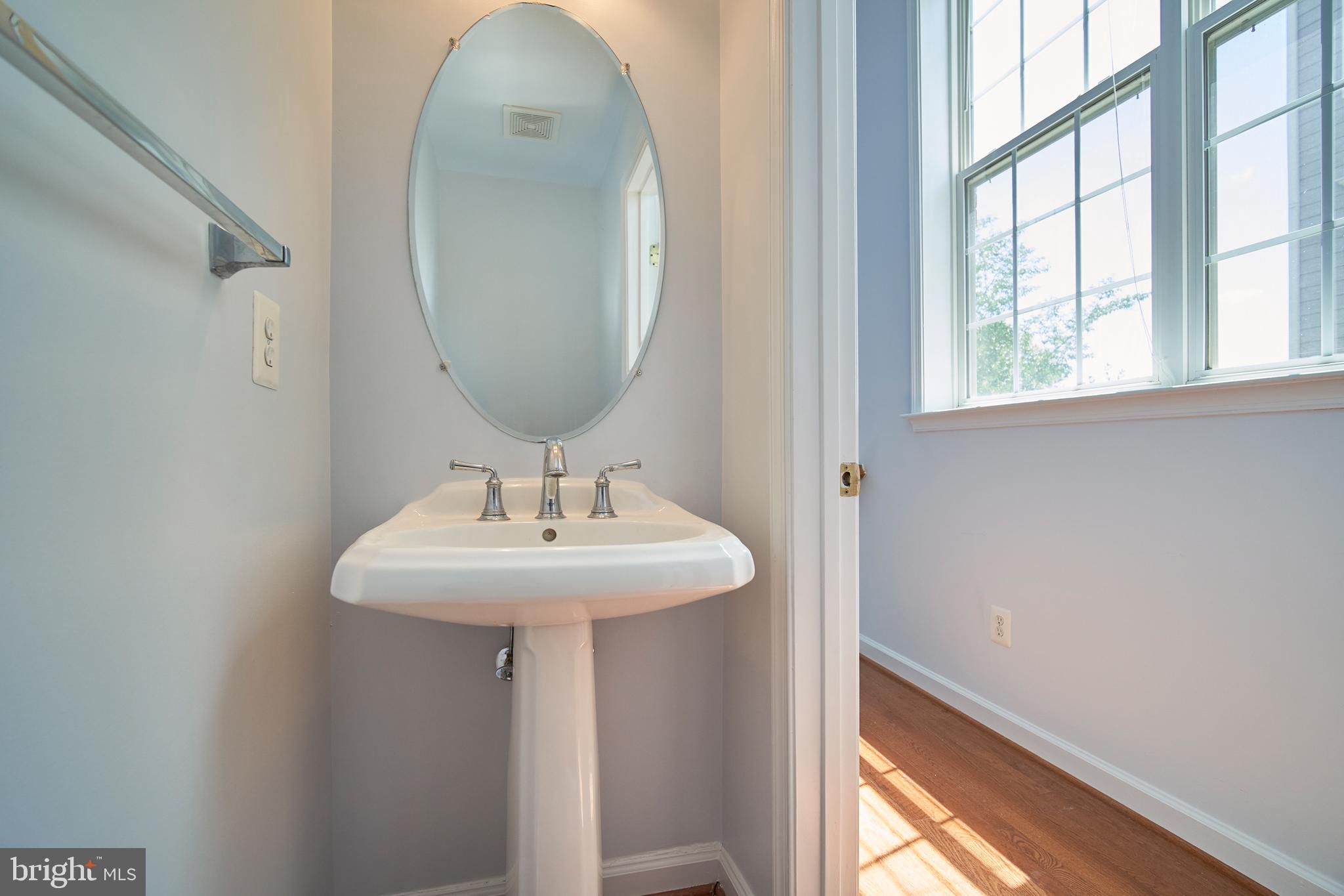 LANSDOWNE ON THE POTOMAC - Residential Lease