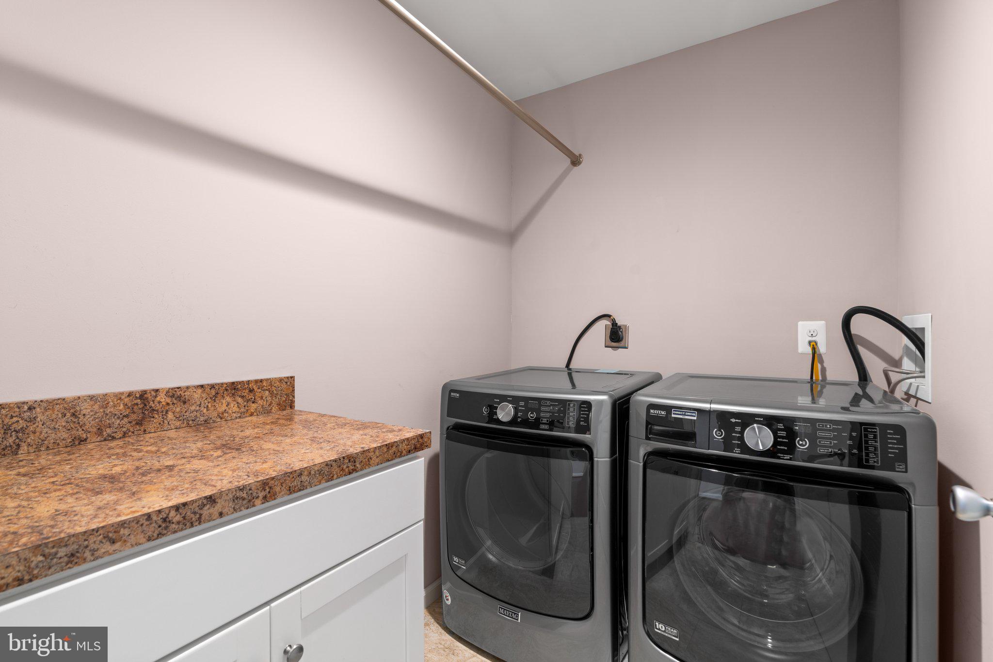 ROBINSON LANDING - Residential