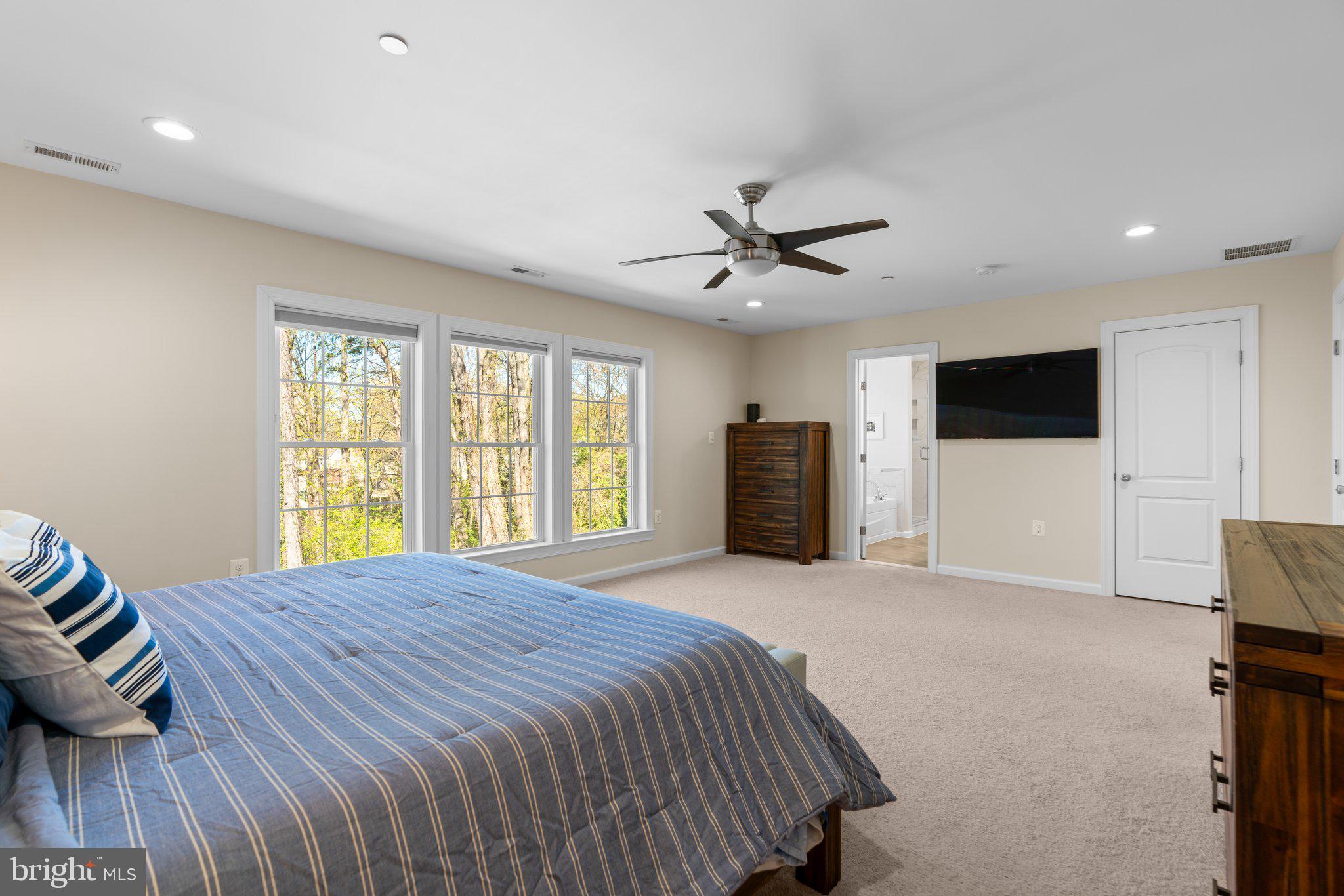 ROBINSON LANDING - Residential