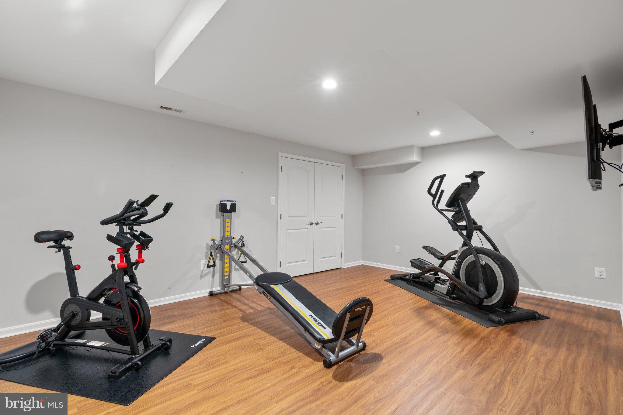 ROBINSON LANDING - Residential