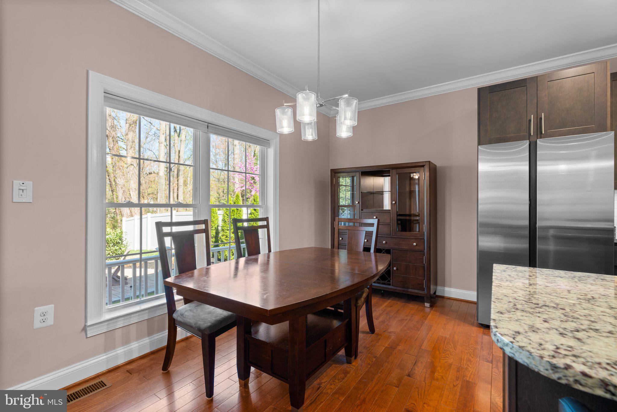 ROBINSON LANDING - Residential