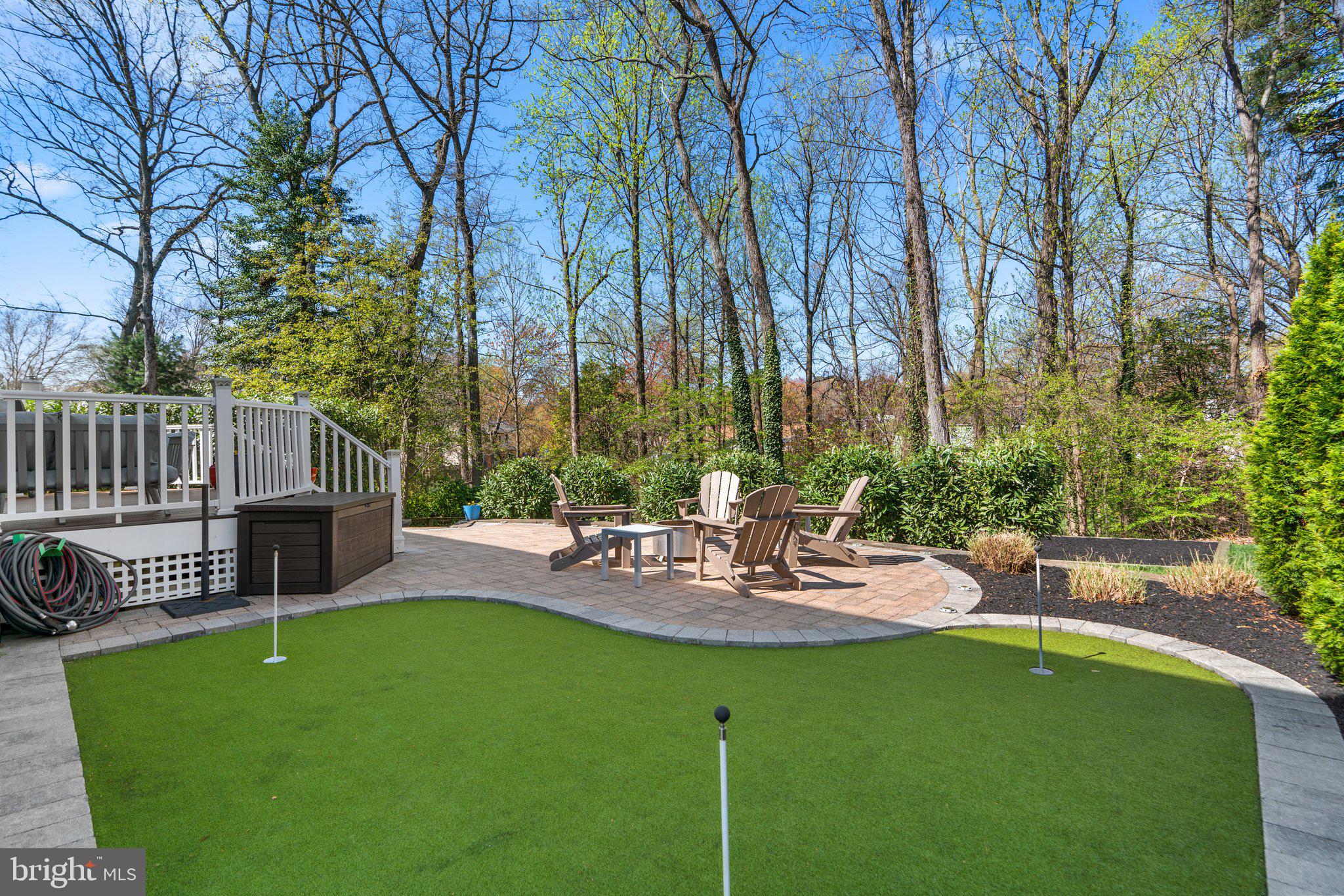 ROBINSON LANDING - Residential