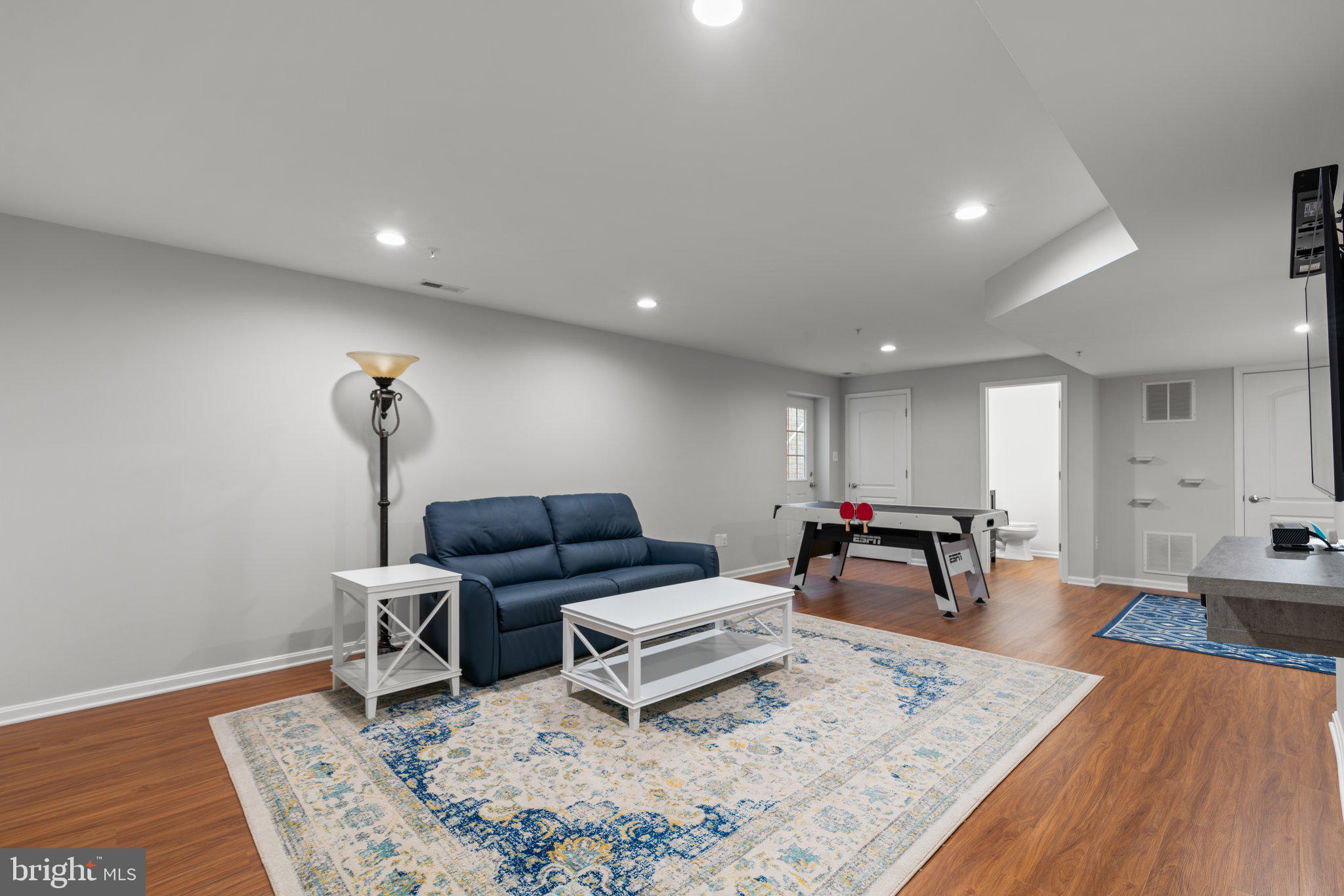 ROBINSON LANDING - Residential