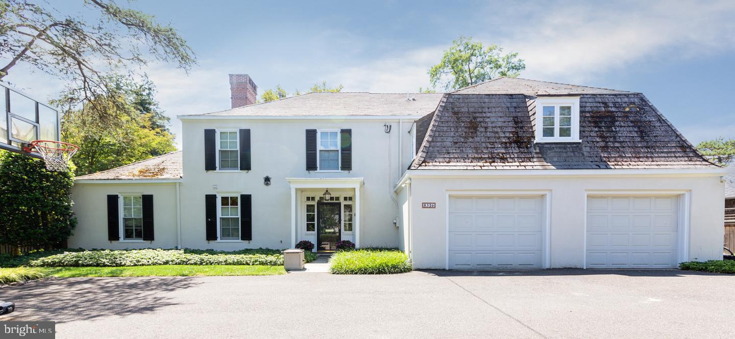 CHESTNUT HILL - Residential