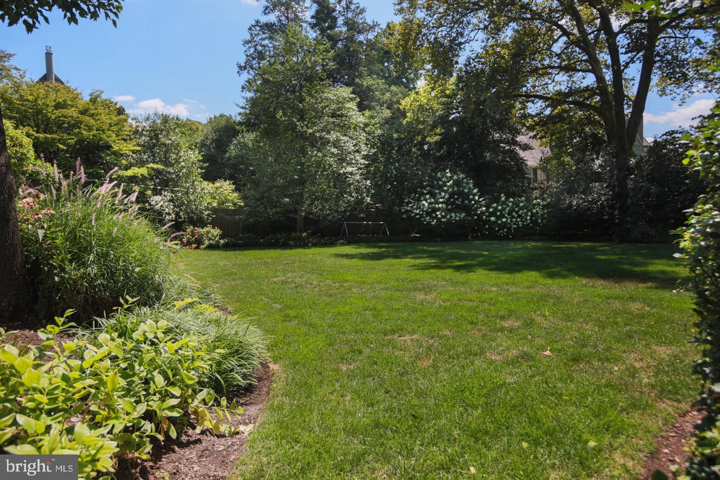 CHESTNUT HILL - Residential