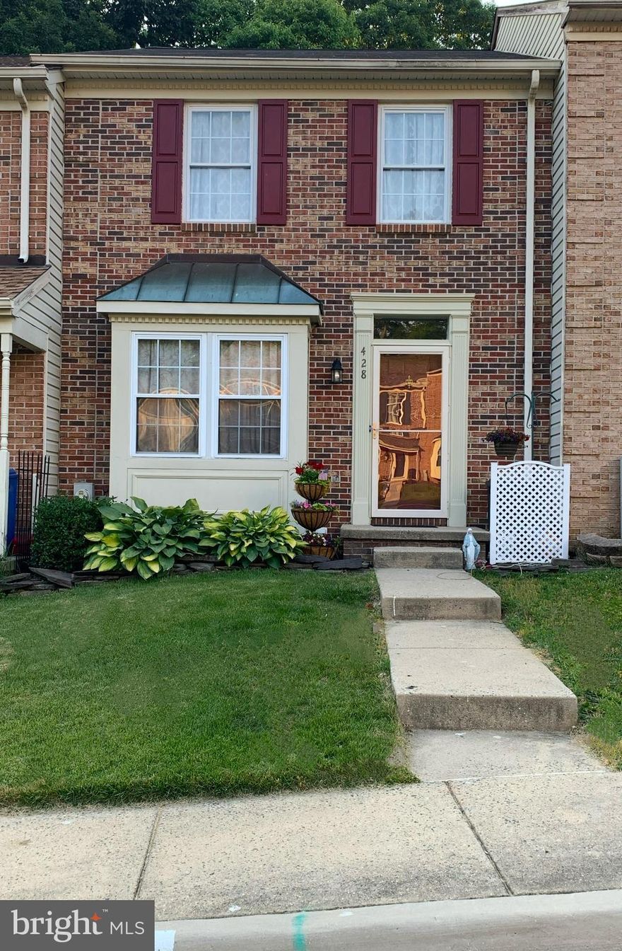 Constant Friendship Charmer!

This turn-key interior brick front townhouse featuring 3 bedrooms, and 2 full bathrooms has a fully finished lower level with one full bath, bedroom/office and plenty of storage in addition to a relaxing space with a pellet stove.   Inside and out, there is plenty of space for gathering family and friends.   The rear deck and patio that face woods provide a relaxing place to unwind or to entertain. 

The list of upgrades that were done in 2018 include but are not limited to; new roof, carpet in rear bedrooms and the main water line to the house.