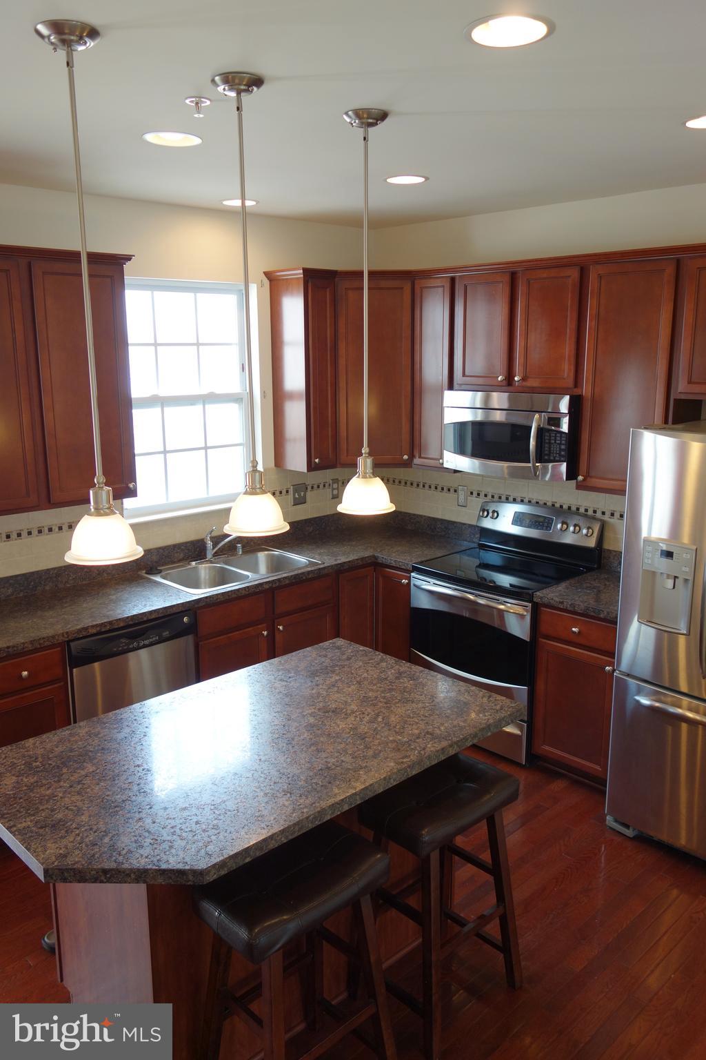 LAKES AT STANSBURY SHORE - Residential